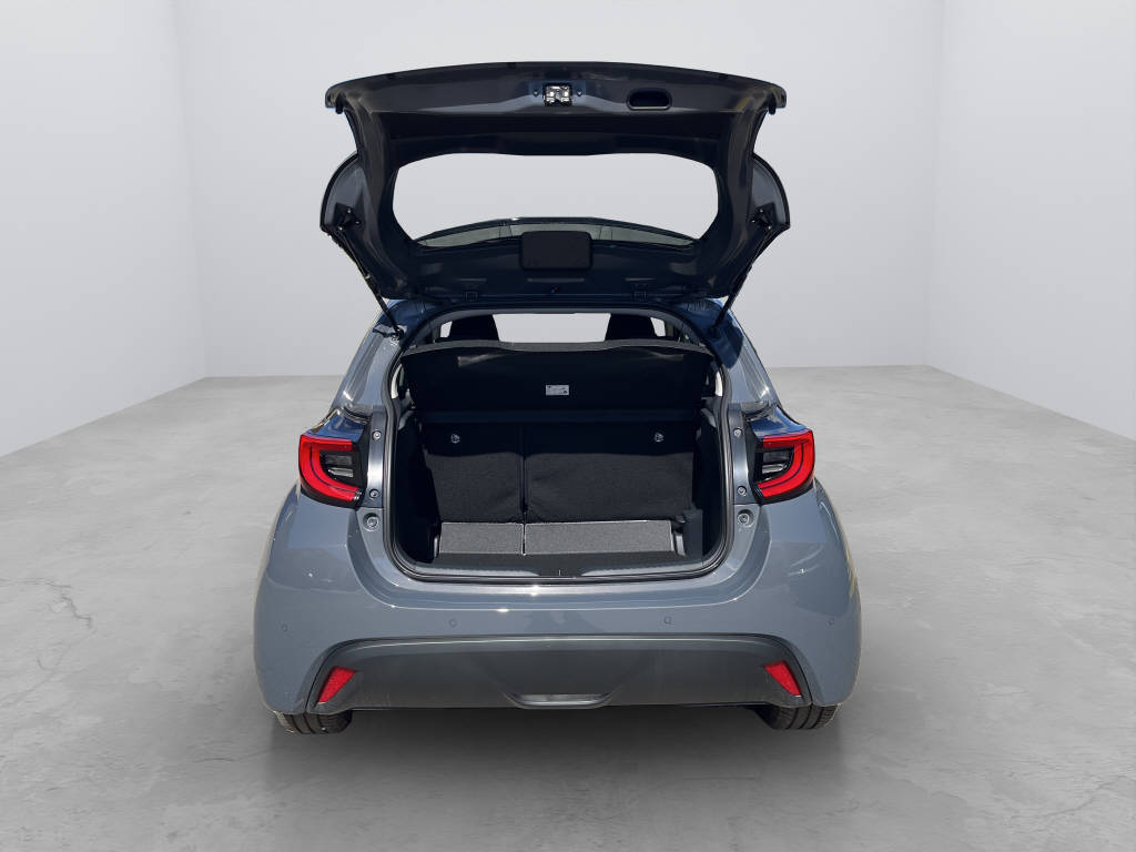 TOYOTA Yaris 1.5 VVT-i HSD Trend-image-11