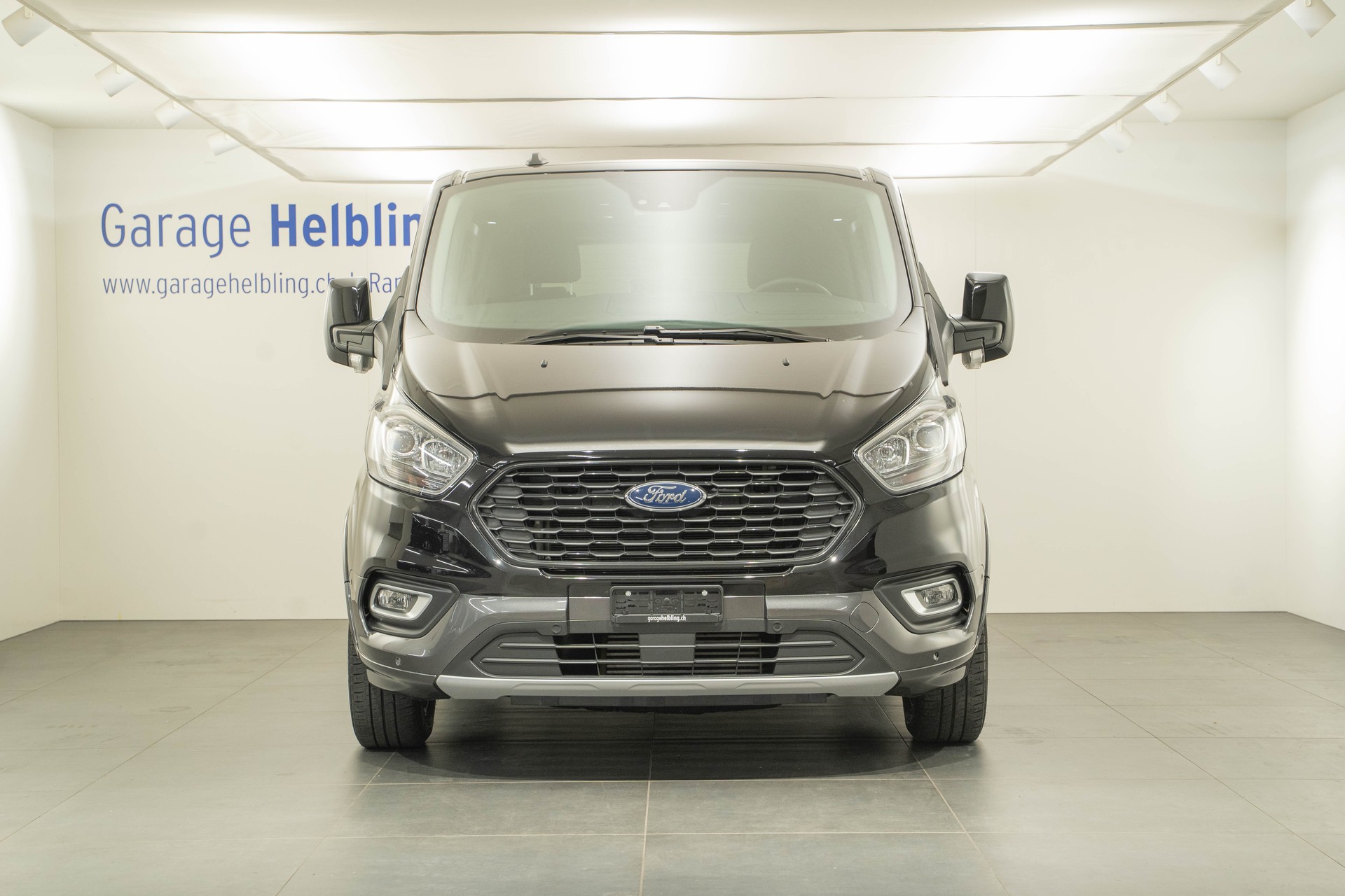 FORD Tourneo C Bus 320 L1 2.0 TDCi 170 Active-image-1