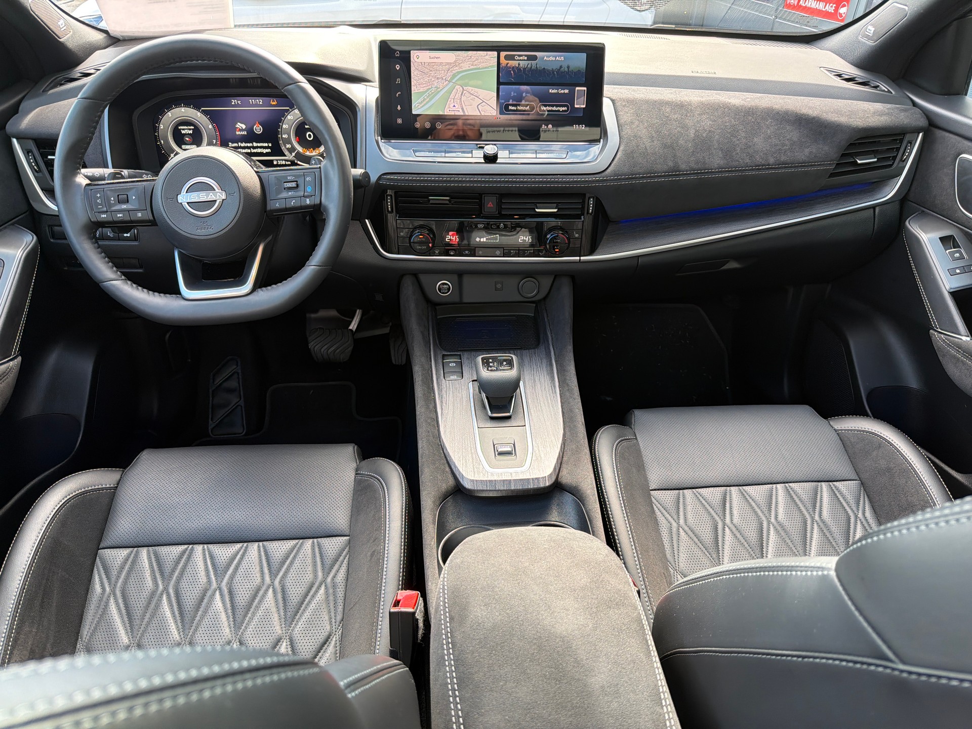 NISSAN Qashqai 1.3 DIG-T MHEV Tekna+ Xtronic-image-12