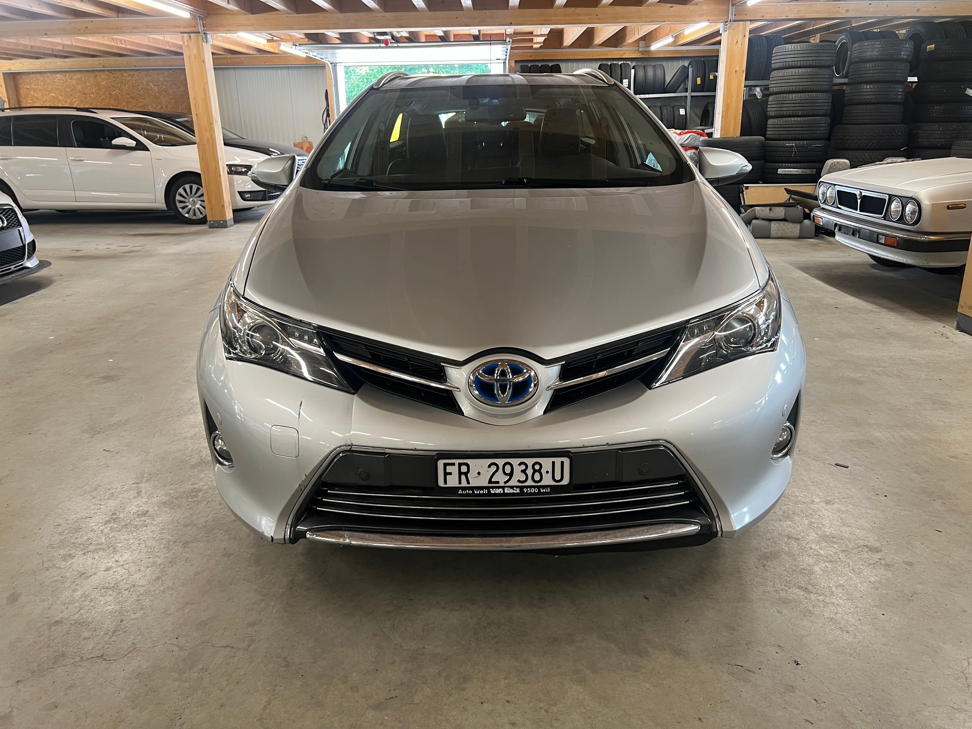 TOYOTA Auris Touring Sports 1.8 16V HSD Linea Sol-showroom-element-1