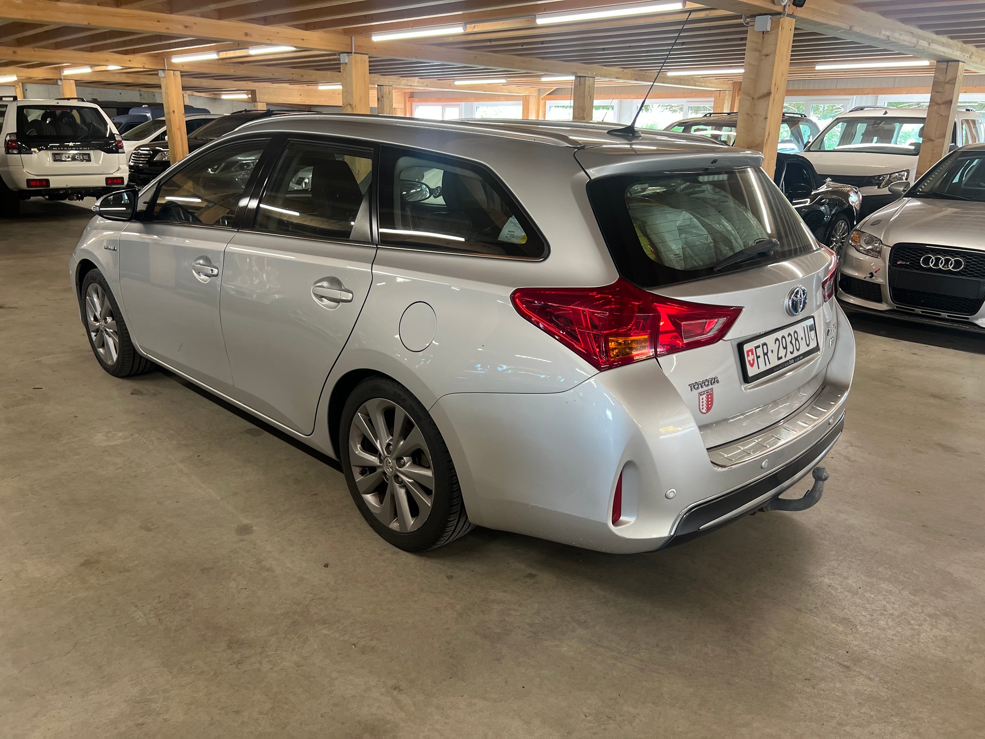 TOYOTA Auris Touring Sports 1.8 16V HSD Linea Sol-image-6