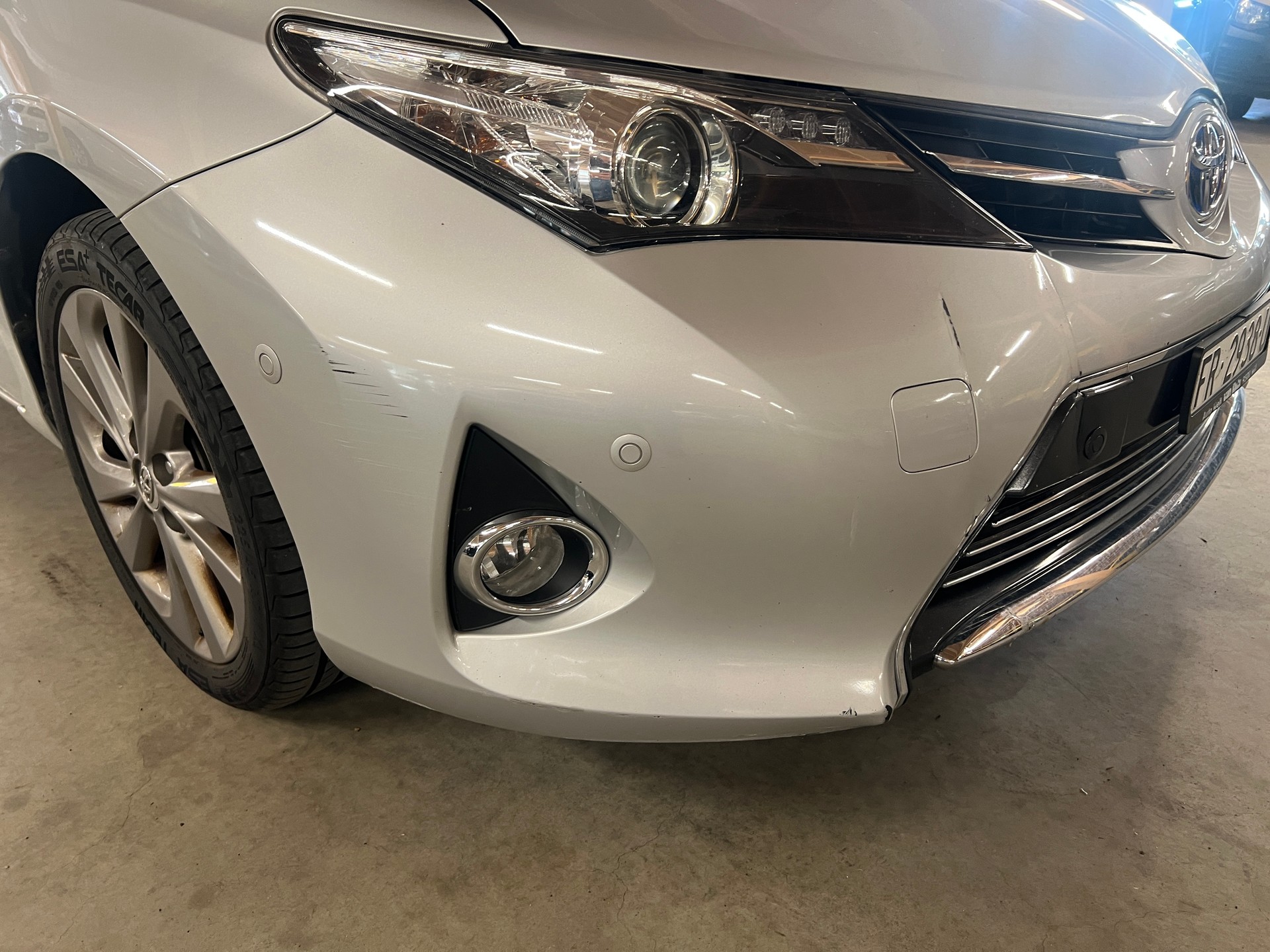TOYOTA Auris Touring Sports 1.8 16V HSD Linea Sol-showroom-element-2