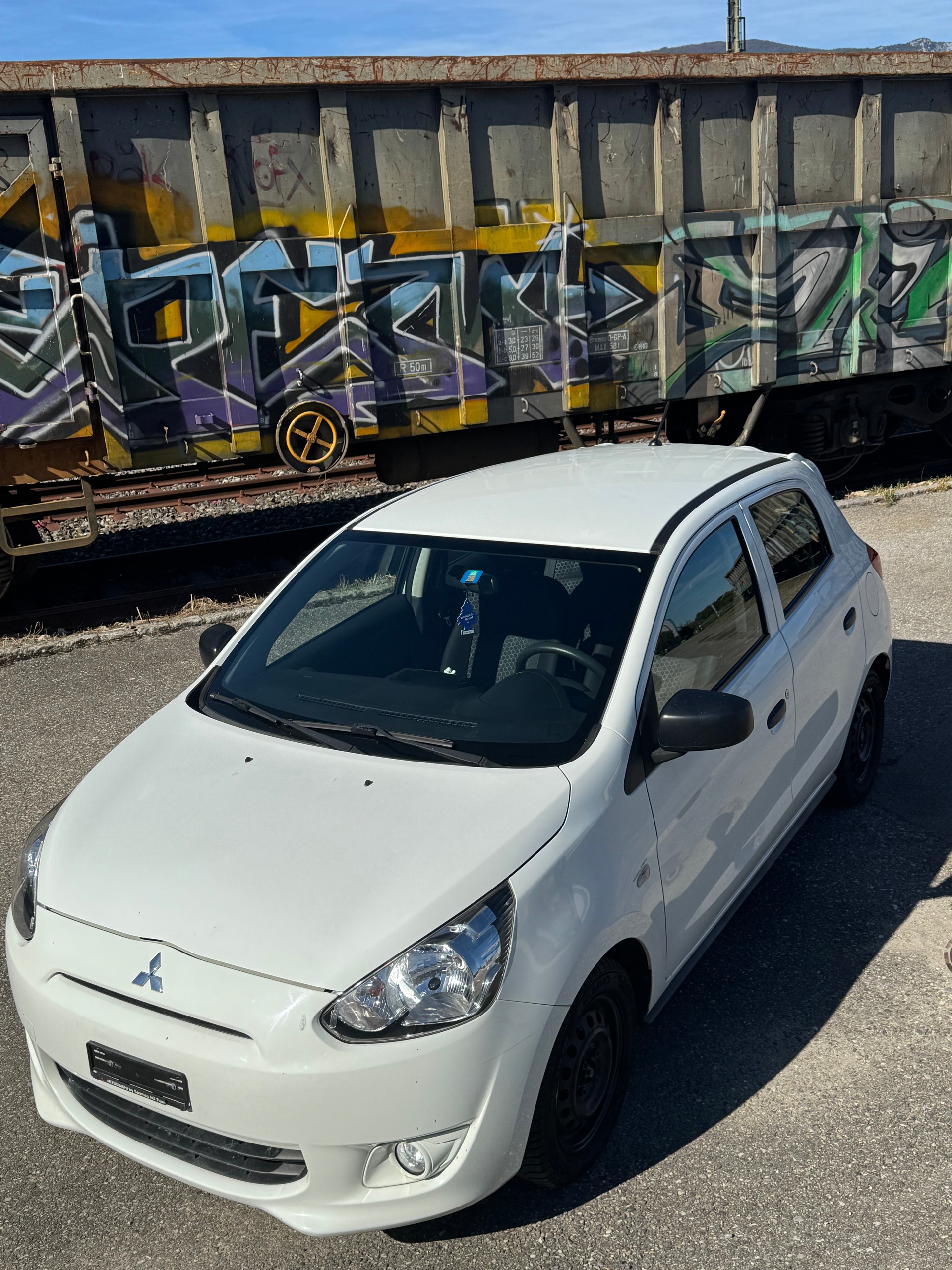 MITSUBISHI Space Star 1.0 Inform-showroom-element-1