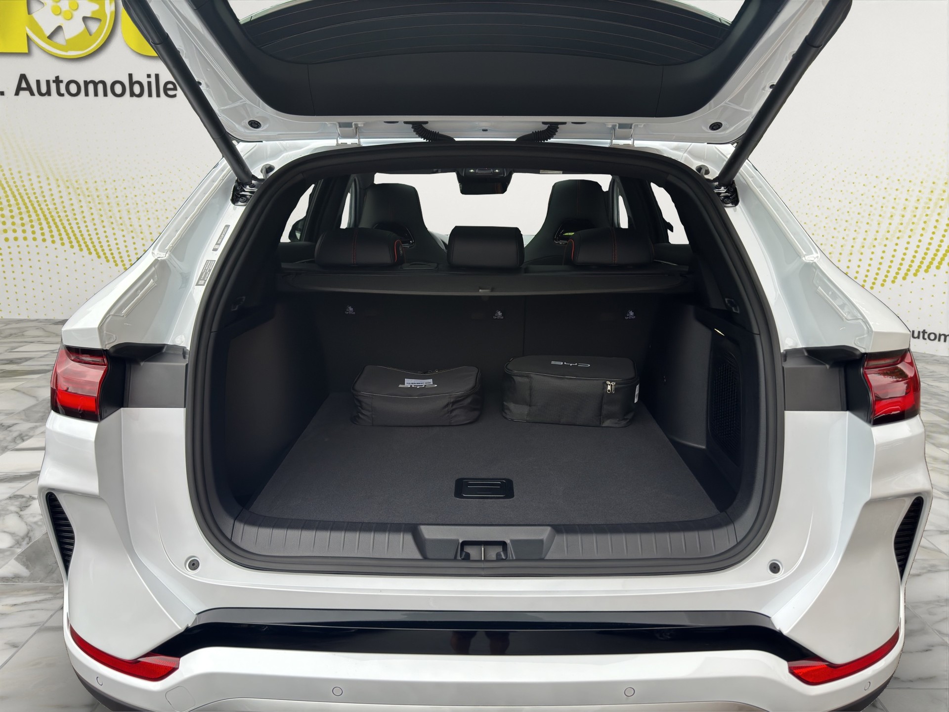 BYD Seal U DM-i Design AWD 4x4 2026!-image-8