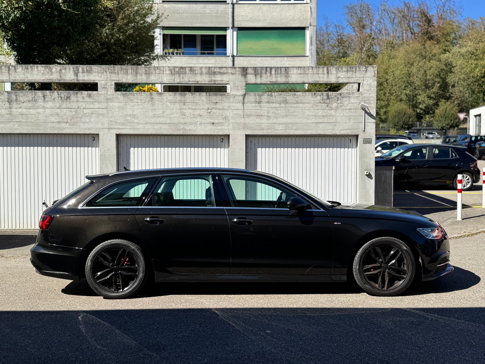 AUDI A6 Avant 2.0 TDI S-tronic-image-1