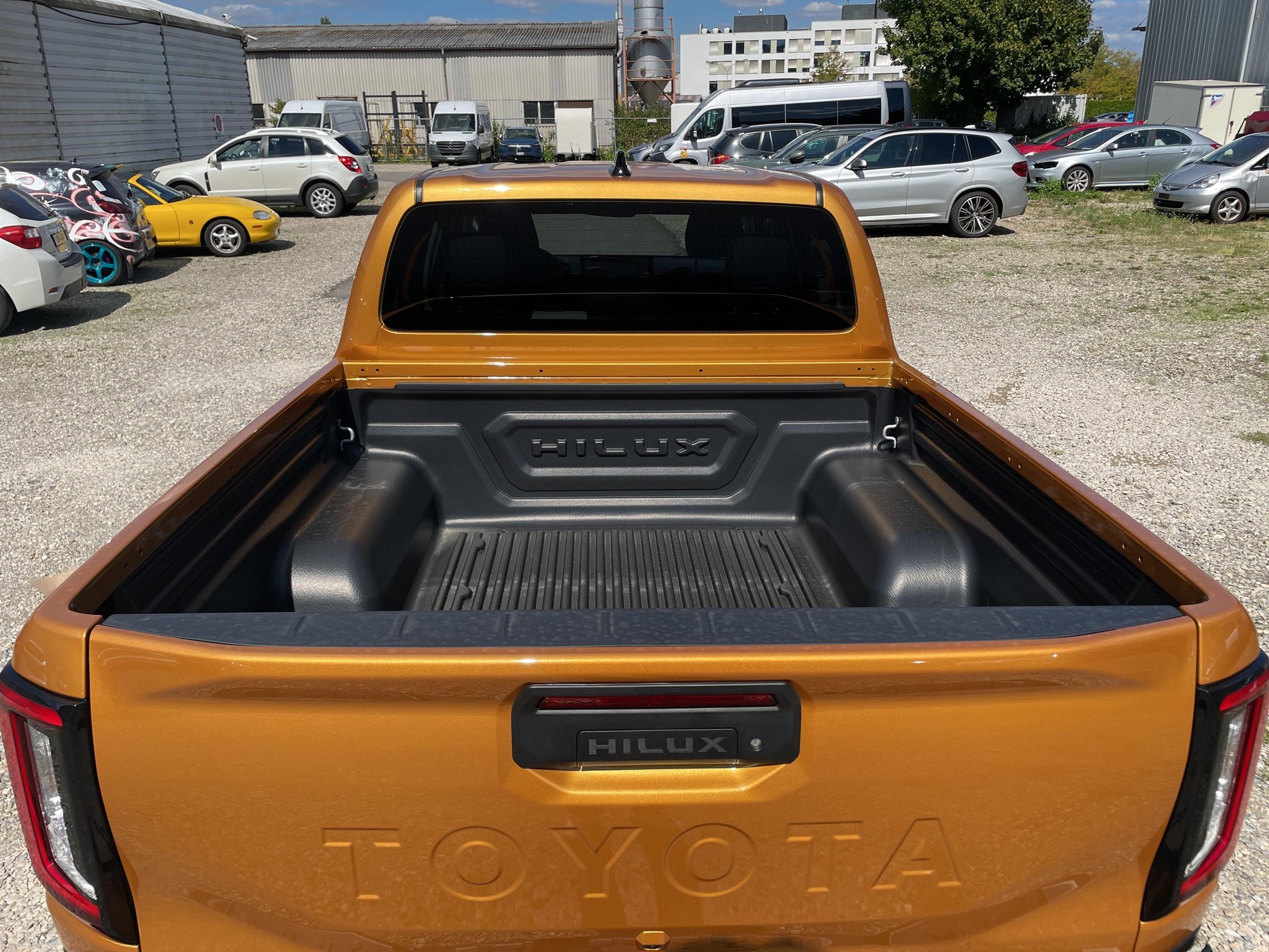 TOYOTA Hilux Double Cab.-Pick-up 2.8 D-4D MHEV 204 Style-image-13