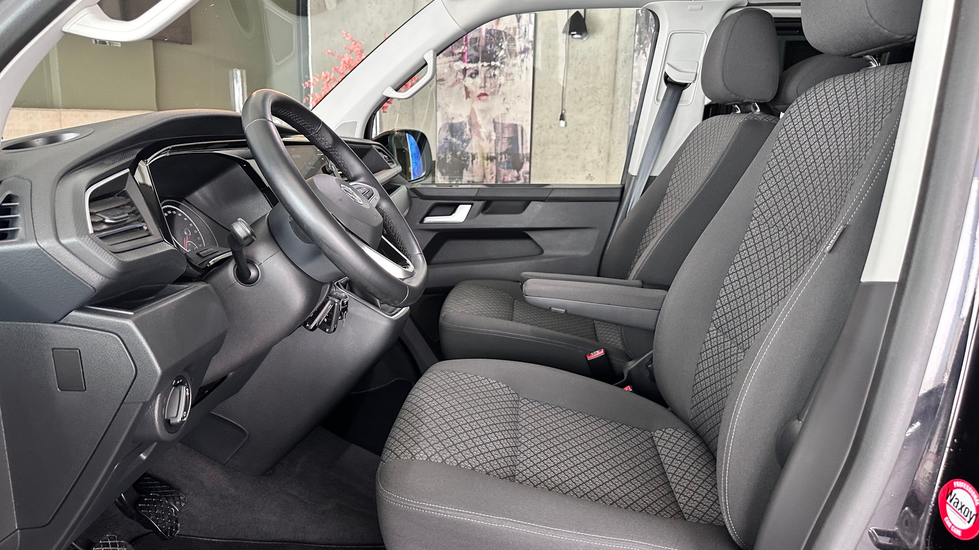 VW T6.1 Multivan 2.0 TDI 150 Trendline Liberty-image-17