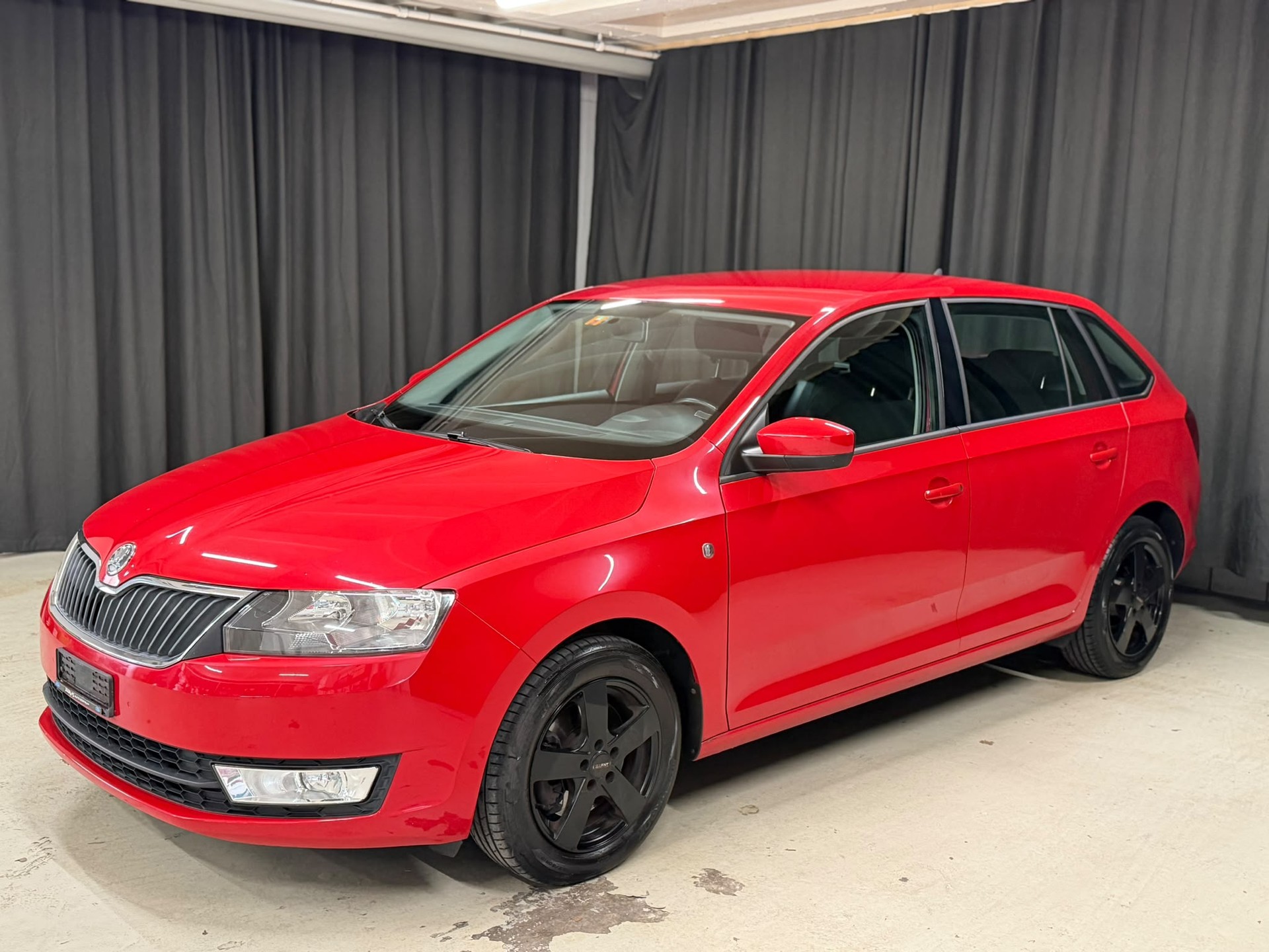 SKODA Rapid Spaceback 1.2 TSI Active-image-0