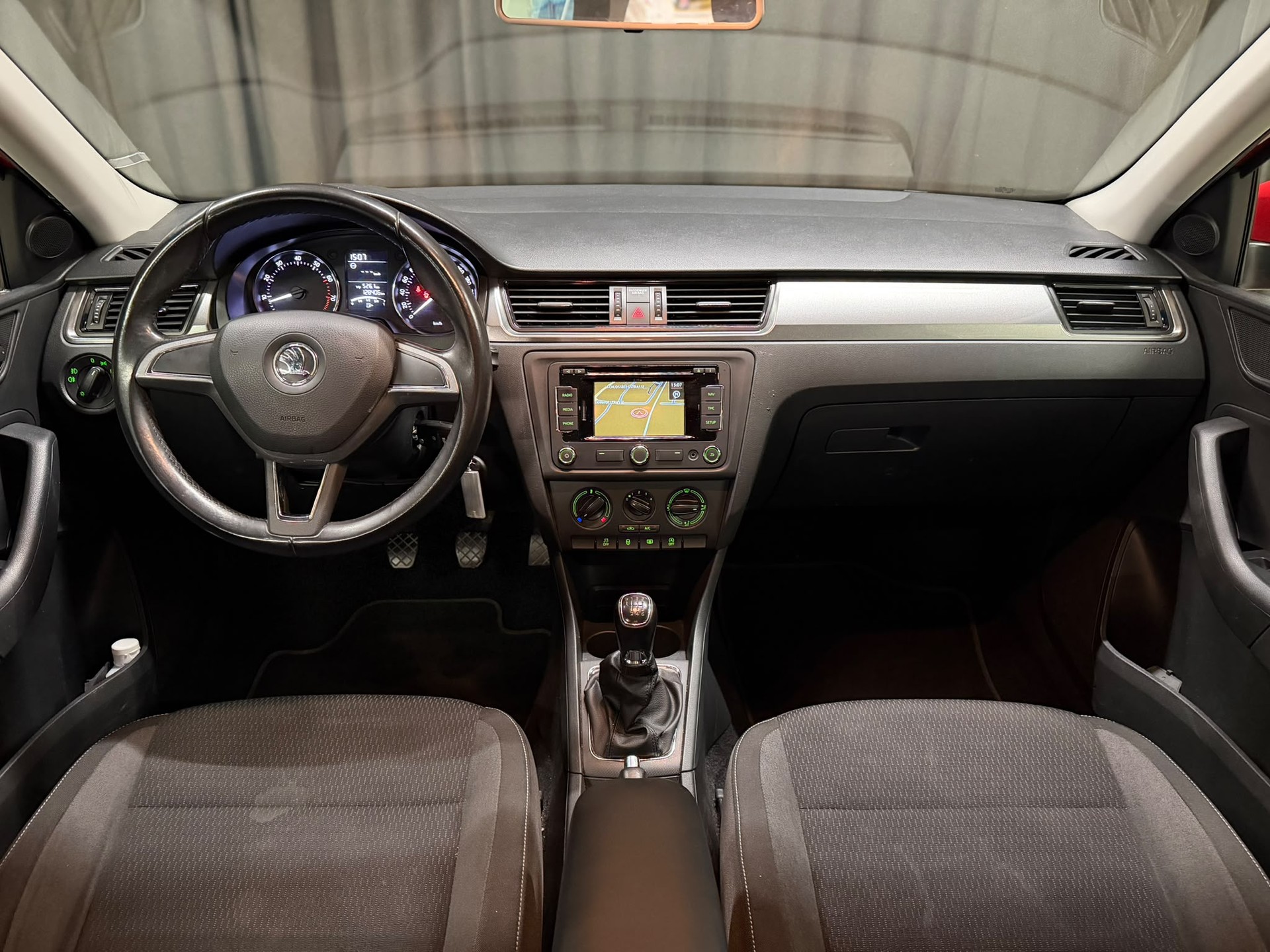 SKODA Rapid Spaceback 1.2 TSI Active-image-7
