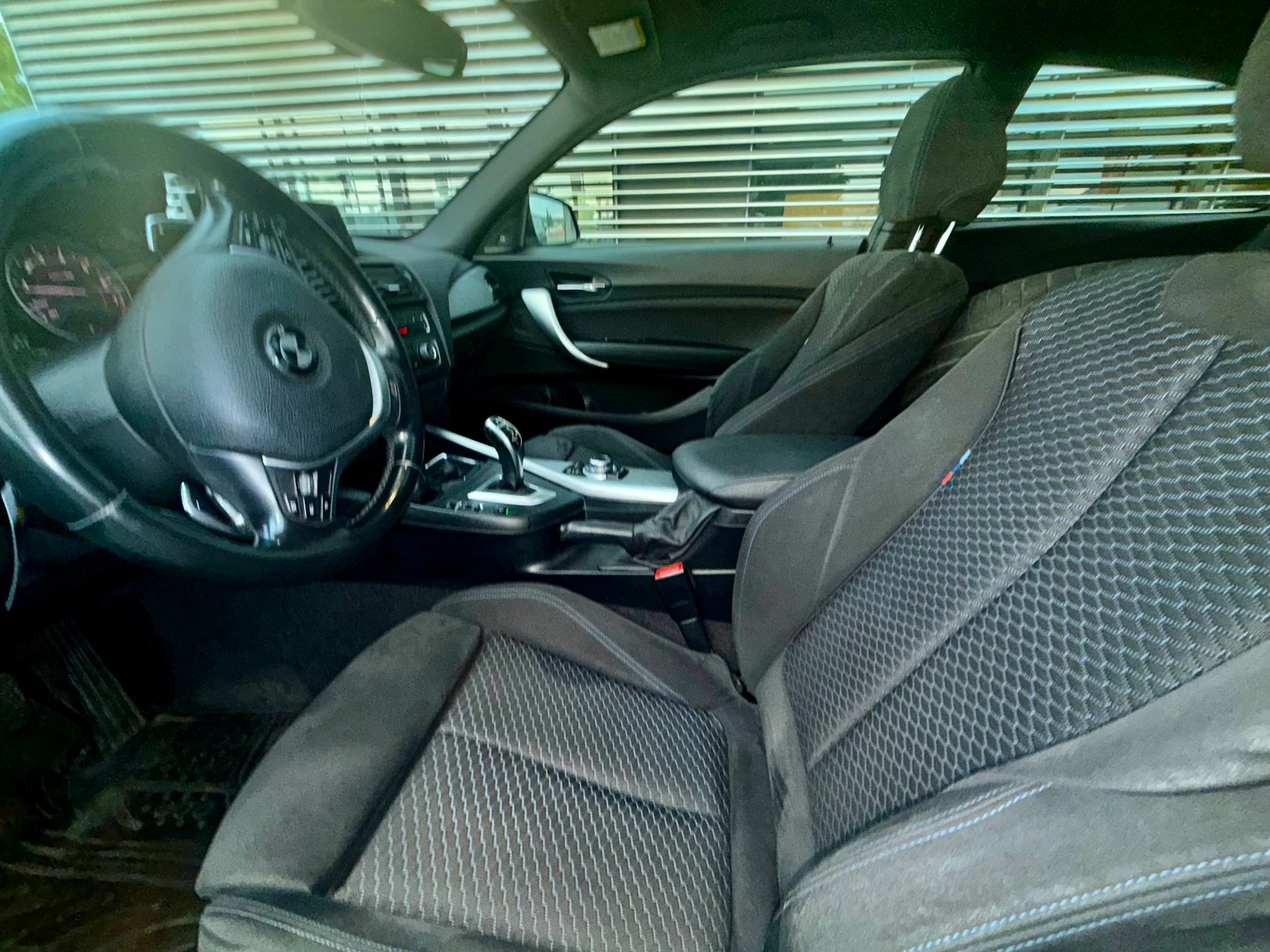 BMW M135i xDrive Steptronic-image-7