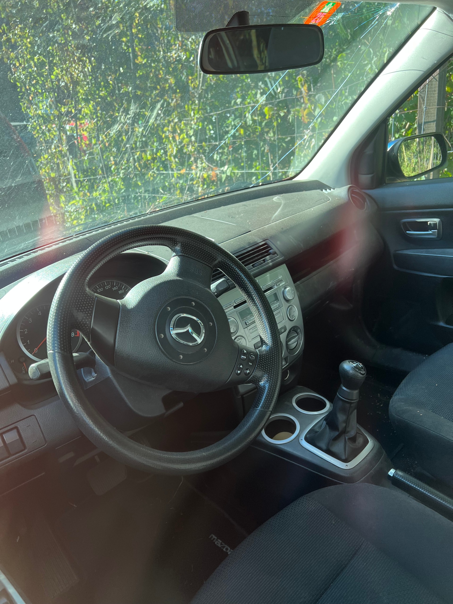 MAZDA 2 1.4i 16V Exclusive-image-3
