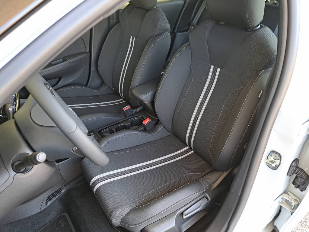 OPEL Corsa 1.2 T Hybrid 110cv Viva-image-8
