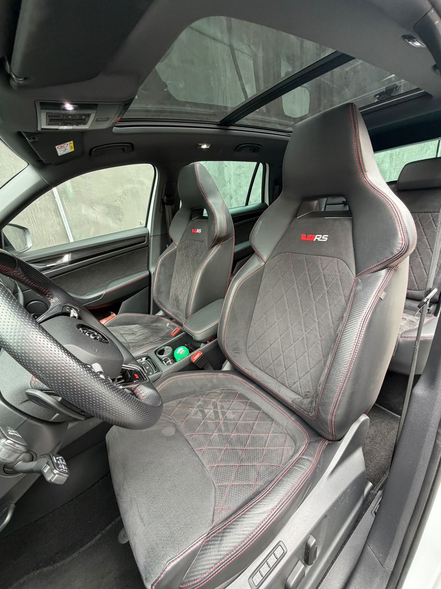 SKODA Kodiaq 2.0 TSI 4x4 RS-image-8