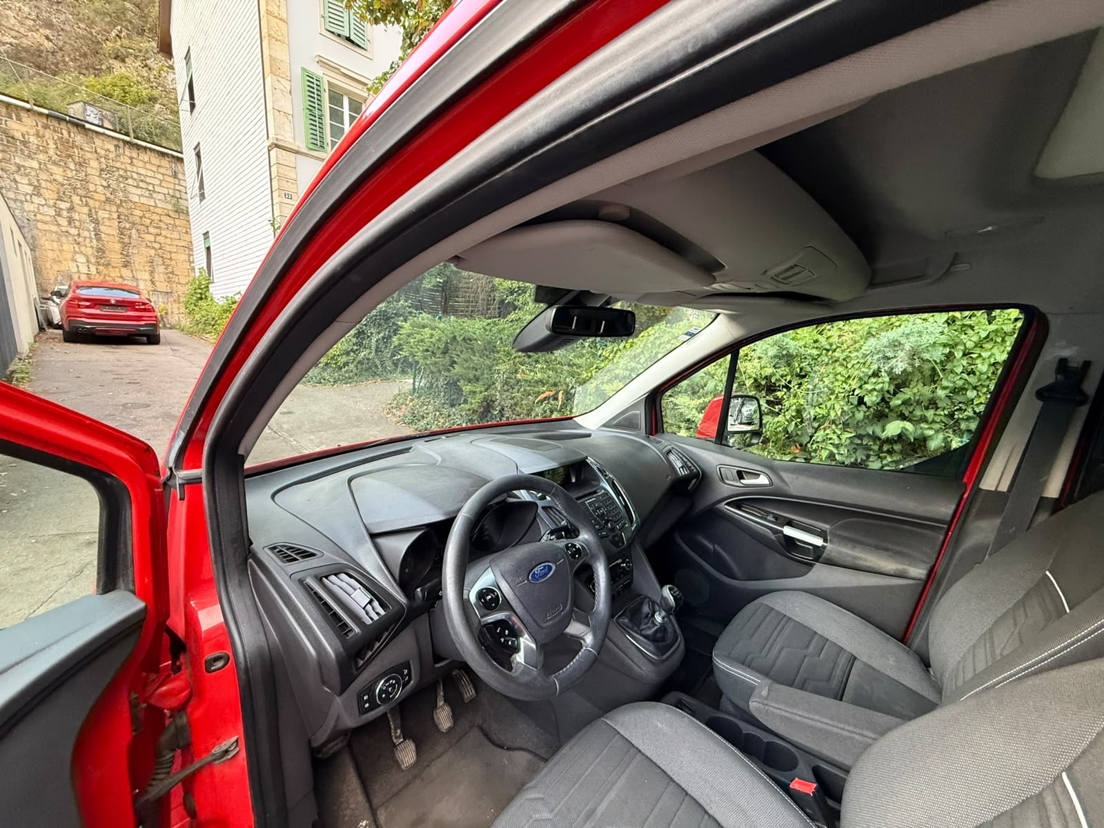 FORD Tourneo Connect 1.0 SCTi Trend-image-4