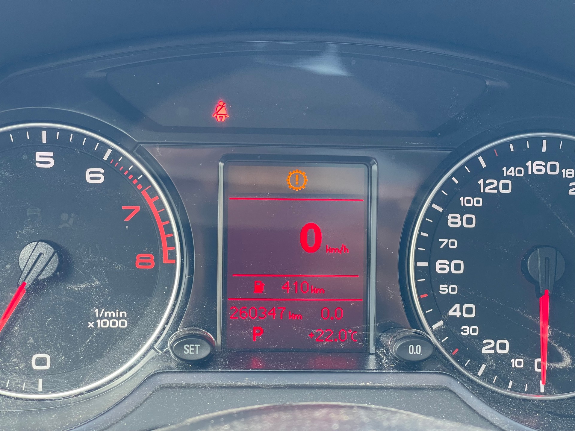 AUDI Q5 2.0 TFSI quattro S-tronic-image-9
