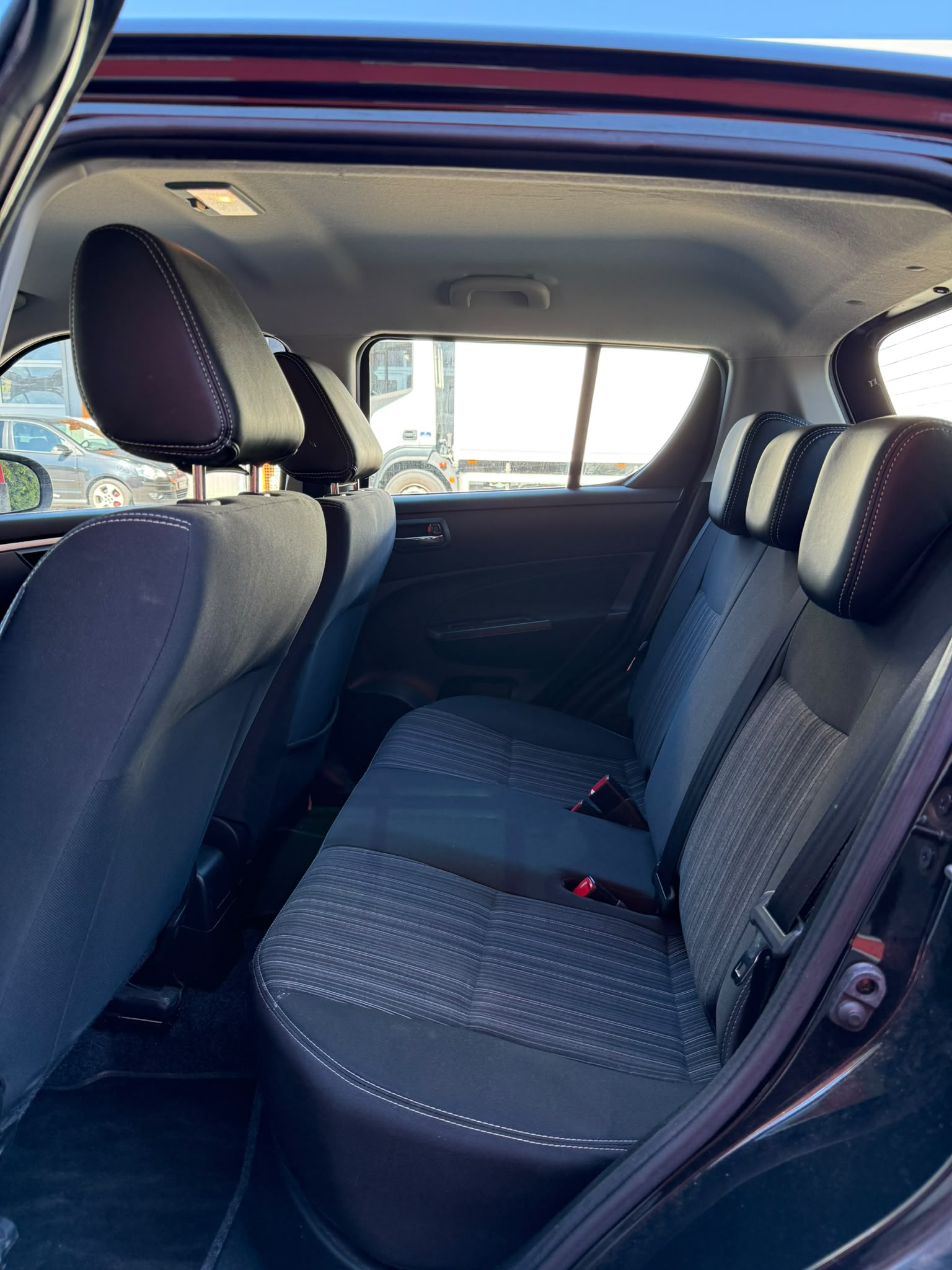 SUZUKI Swift 1.2i 16V Sergio Cellano-image-9