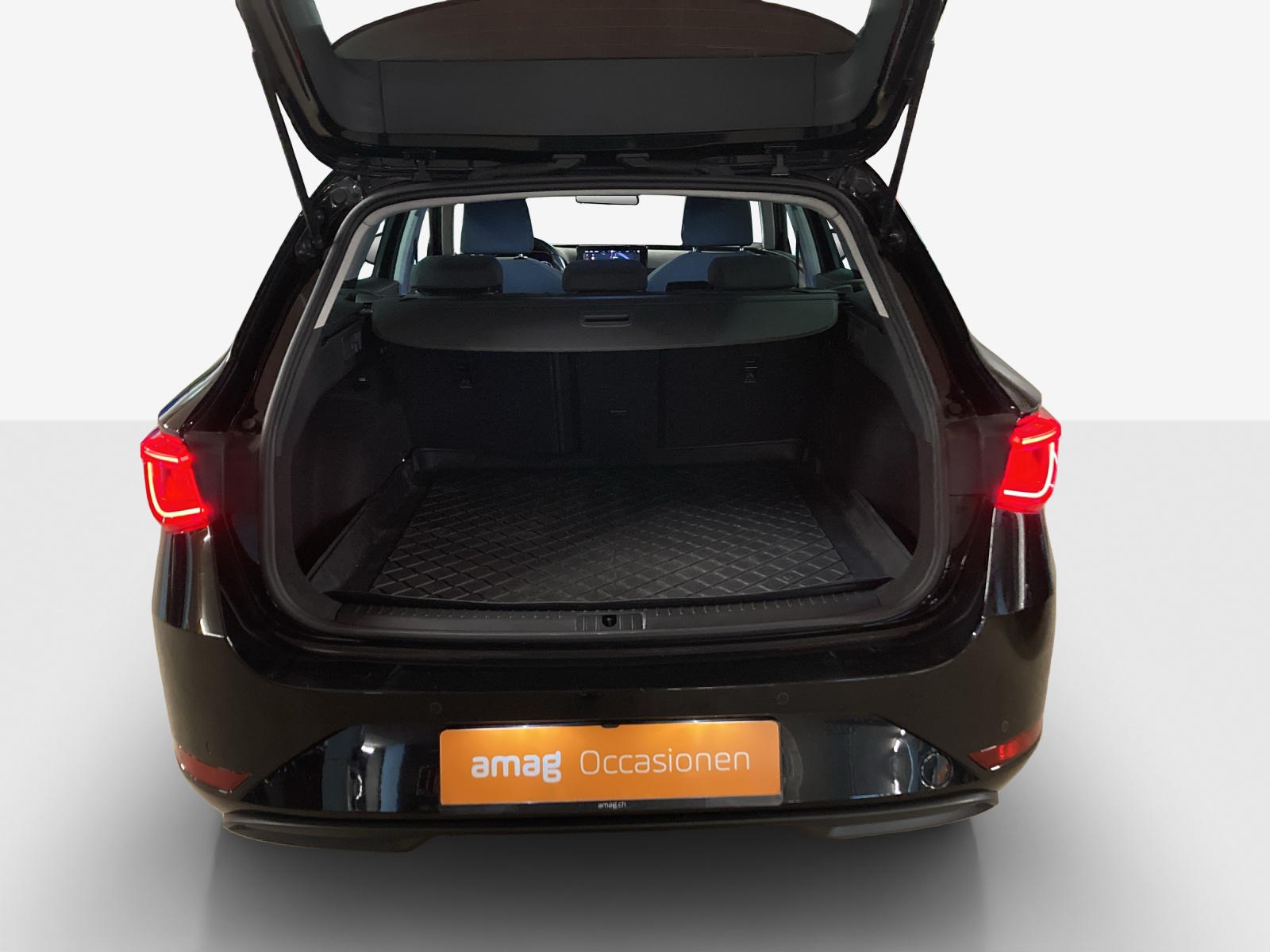 SEAT Leon ST 2.0 TDI EVO DSG Style-image-12