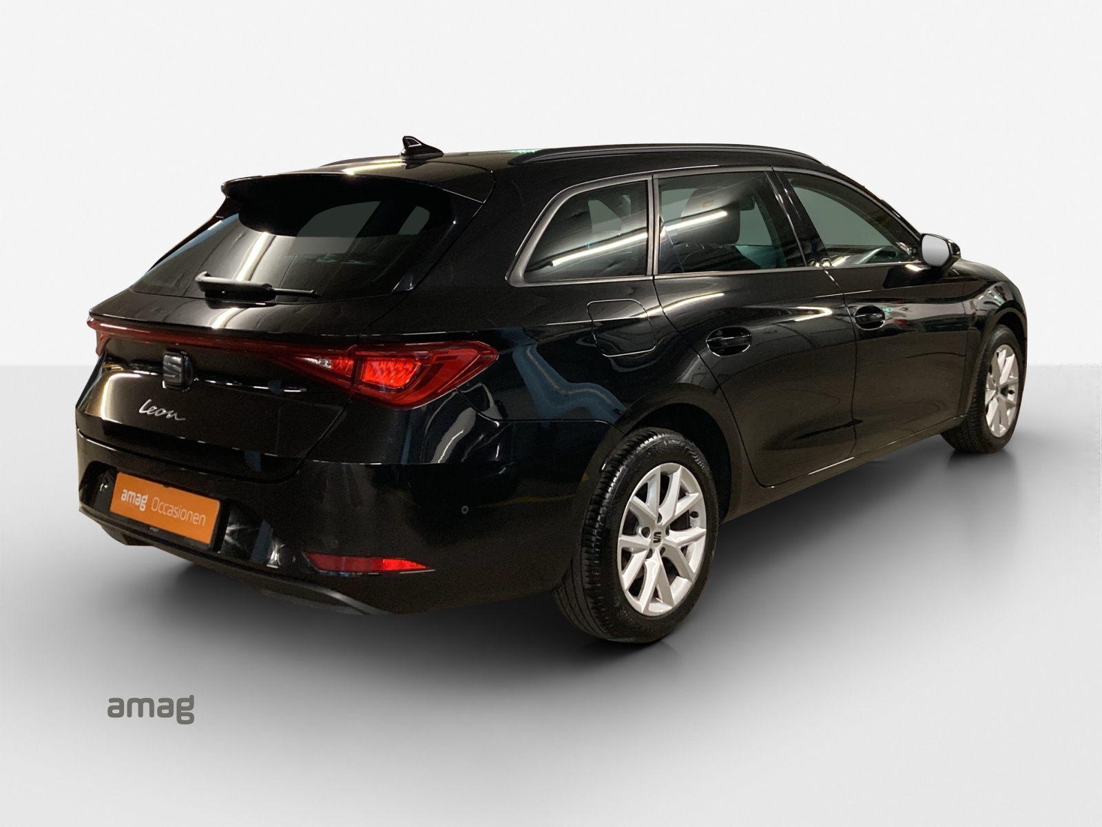 SEAT Leon ST 2.0 TDI EVO DSG Style-image-4