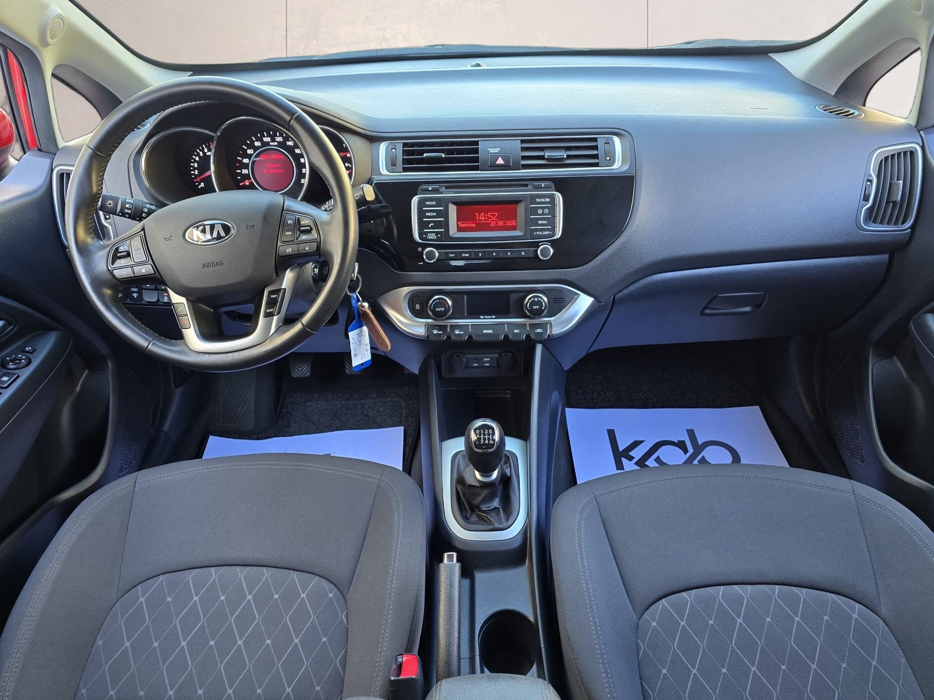 KIA Rio 1.4 CVVT Trend-image-12
