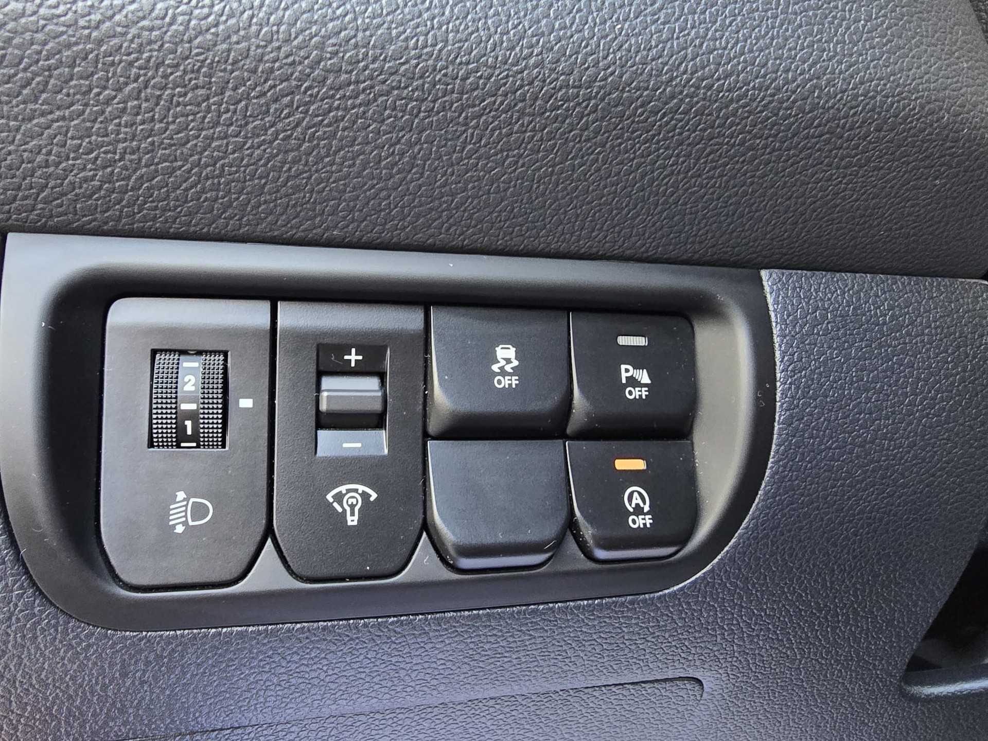 KIA Rio 1.4 CVVT Trend-image-18