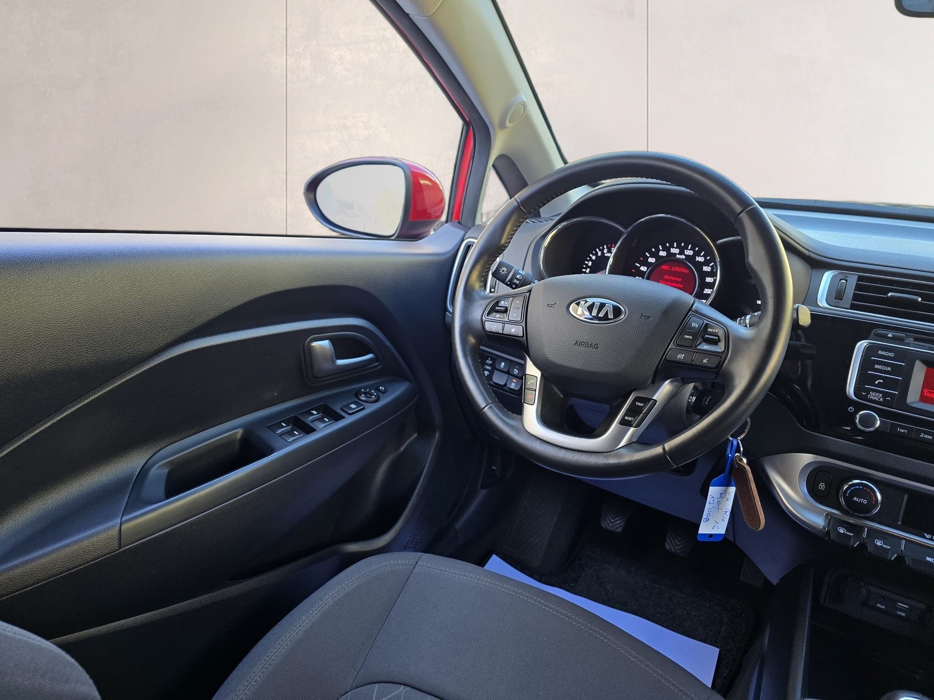 KIA Rio 1.4 CVVT Trend-image-14