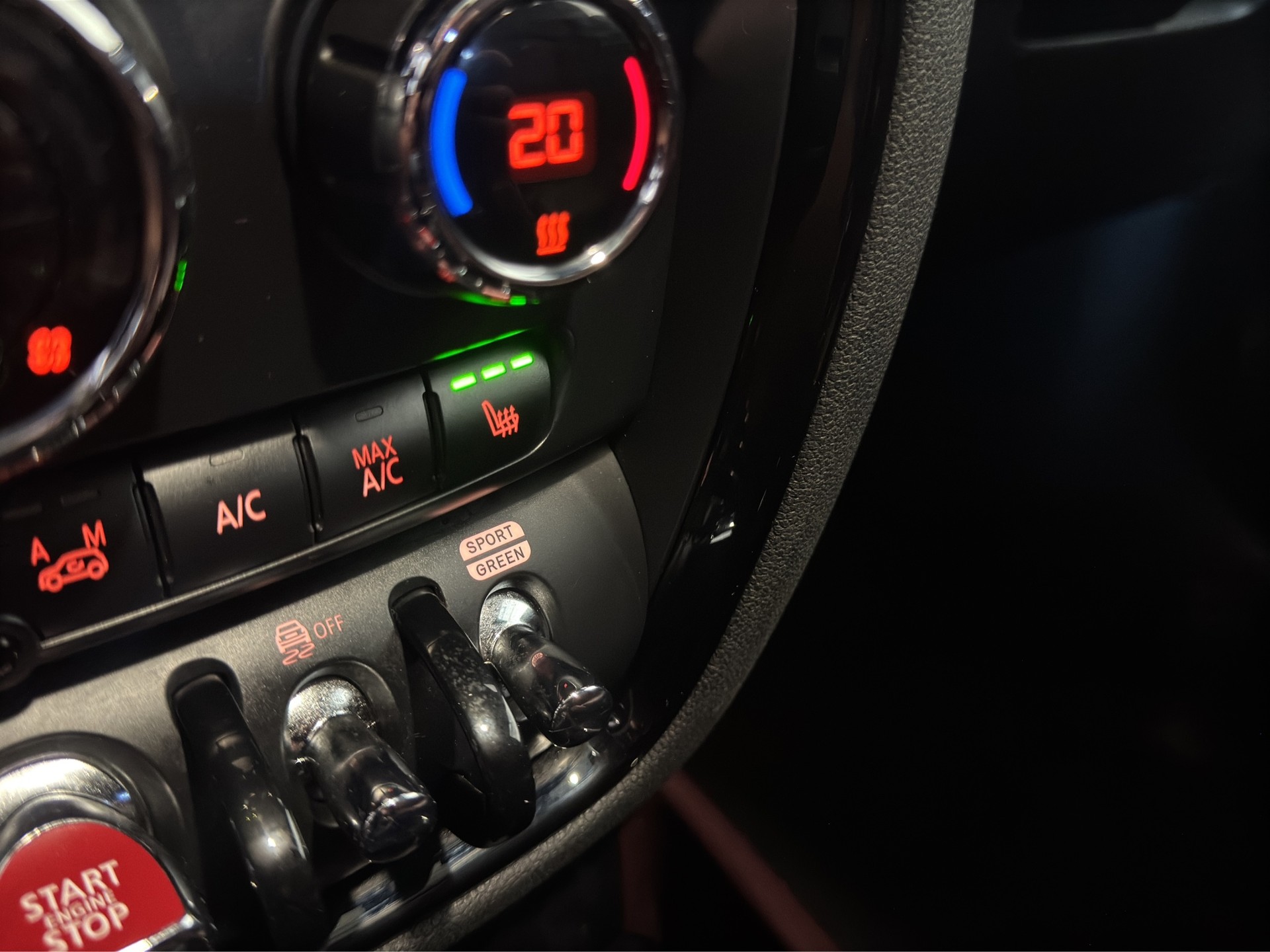 MINI Clubman Cooper Steptronic DKG-image-25