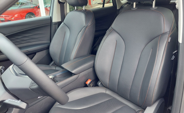 MG HS 1.5 T Plug-in-Hybrid Luxury-image-9