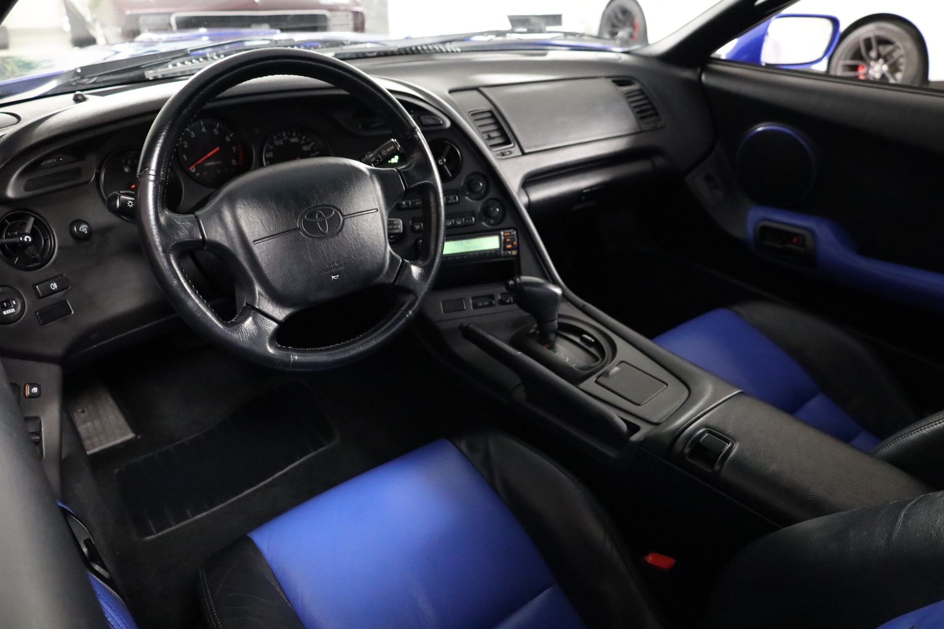 TOYOTA Supra 3.0i TwinTurbo A-image-9