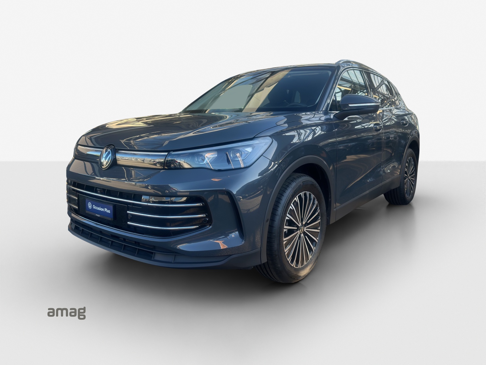 VW Tiguan 2.0 TSI DSG Elegance 4Motion-image-0