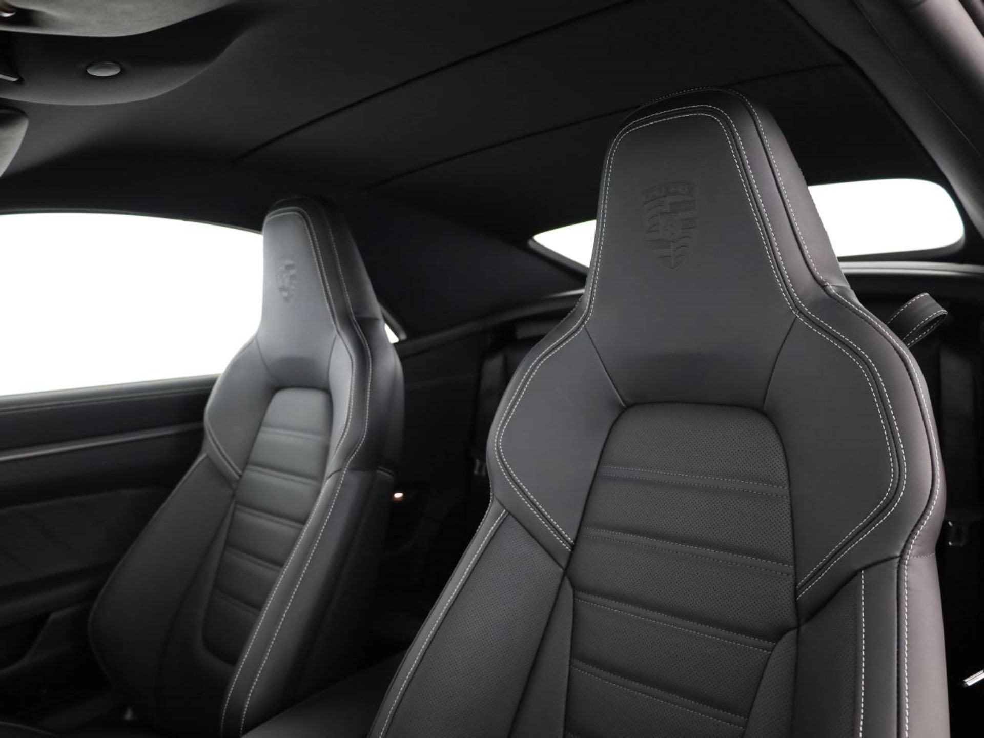 PORSCHE 911 Carrera 4S Cabriolet-image-17