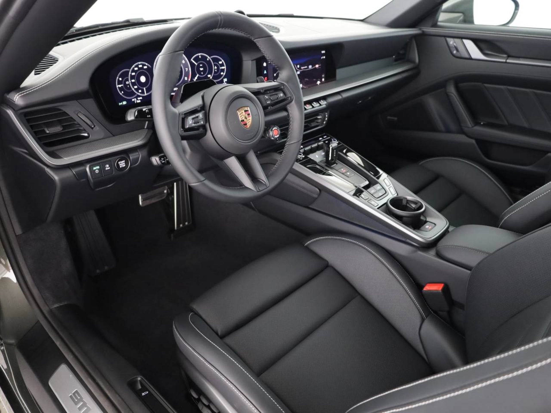 PORSCHE 911 Carrera 4S Cabriolet-image-11