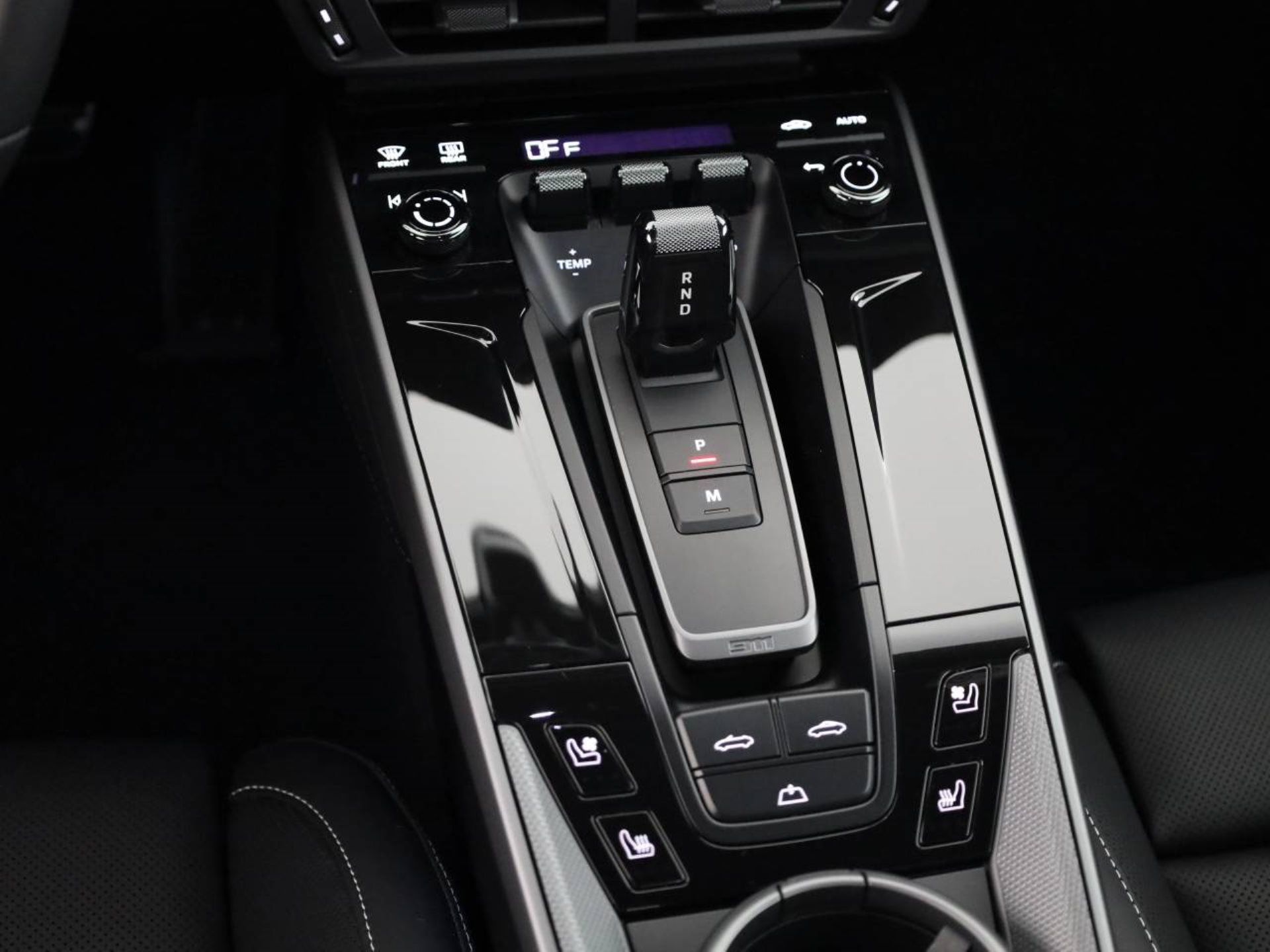 PORSCHE 911 Carrera 4S Cabriolet-image-15
