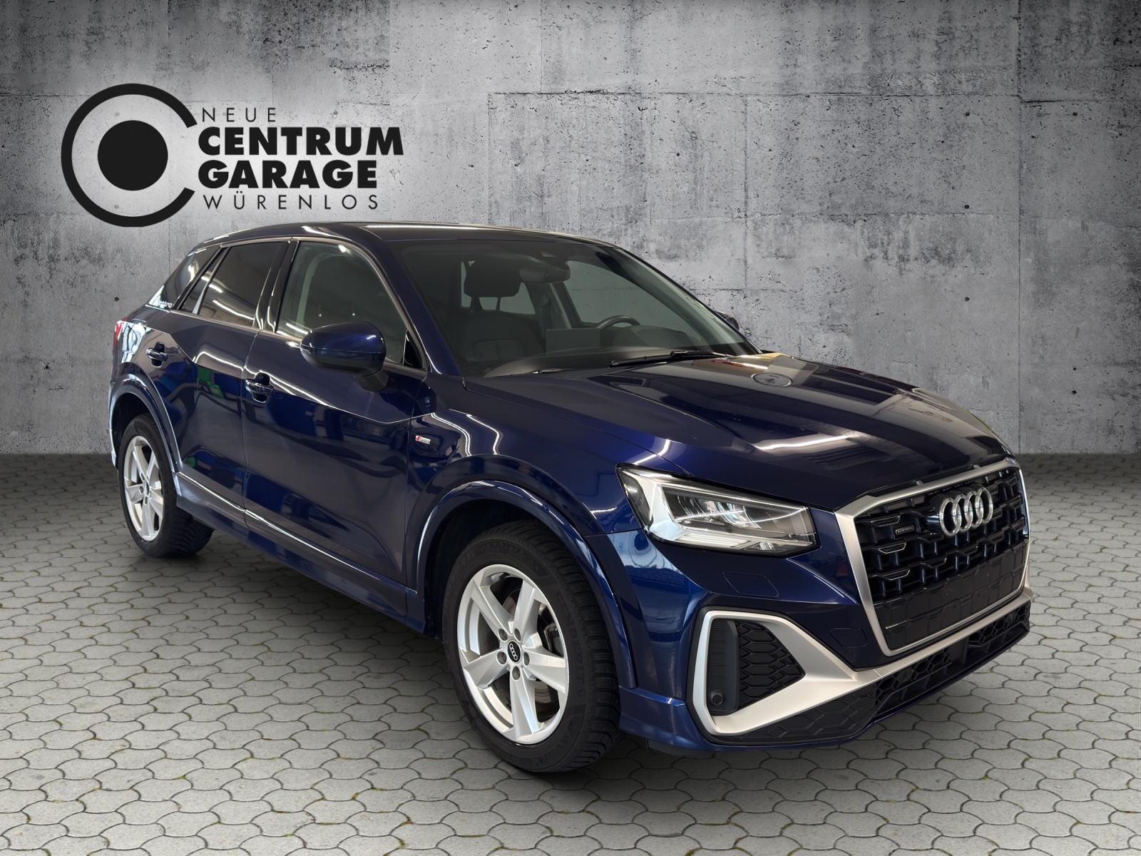 AUDI Q2 35 TDI quattro S-tronic-image-1
