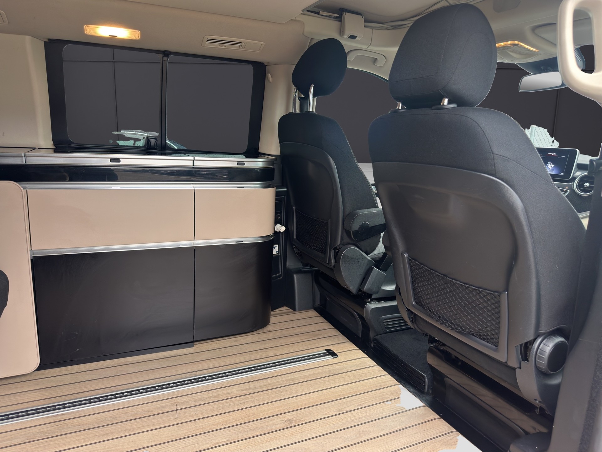 MERCEDES-BENZ Marco Polo 250 d 7G-Tronic-image-30
