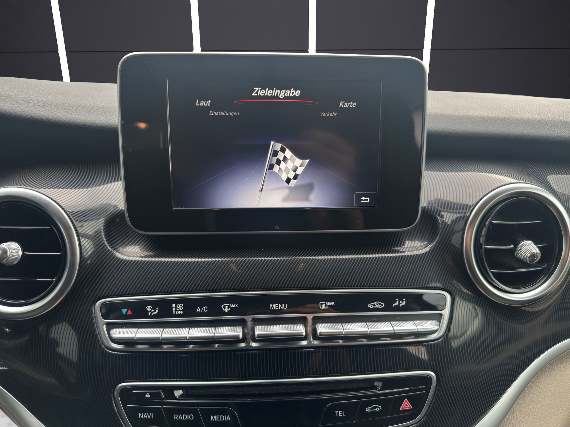 MERCEDES-BENZ Marco Polo 250 d 7G-Tronic-image-19