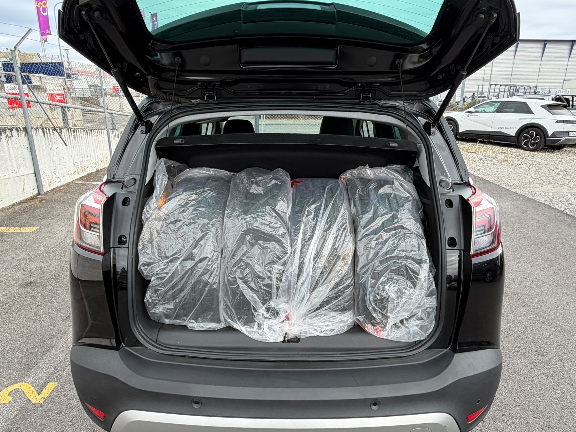 OPEL Crossland X 1.2i Ultimate Automatik-image-9