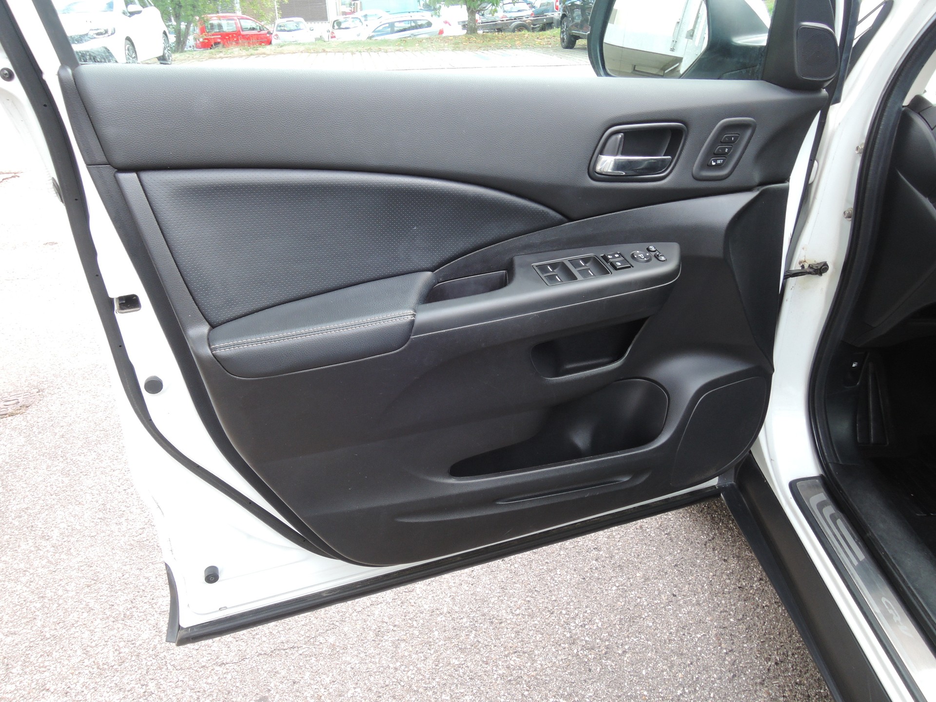HONDA CR-V 2.2 i-DTEC Executive 4WD Automatic-image-5