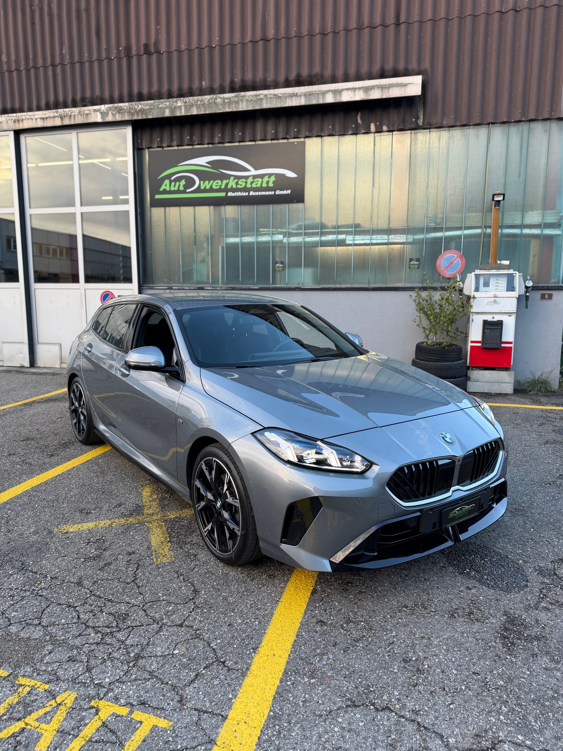 BMW 118d M-Paket-image-0