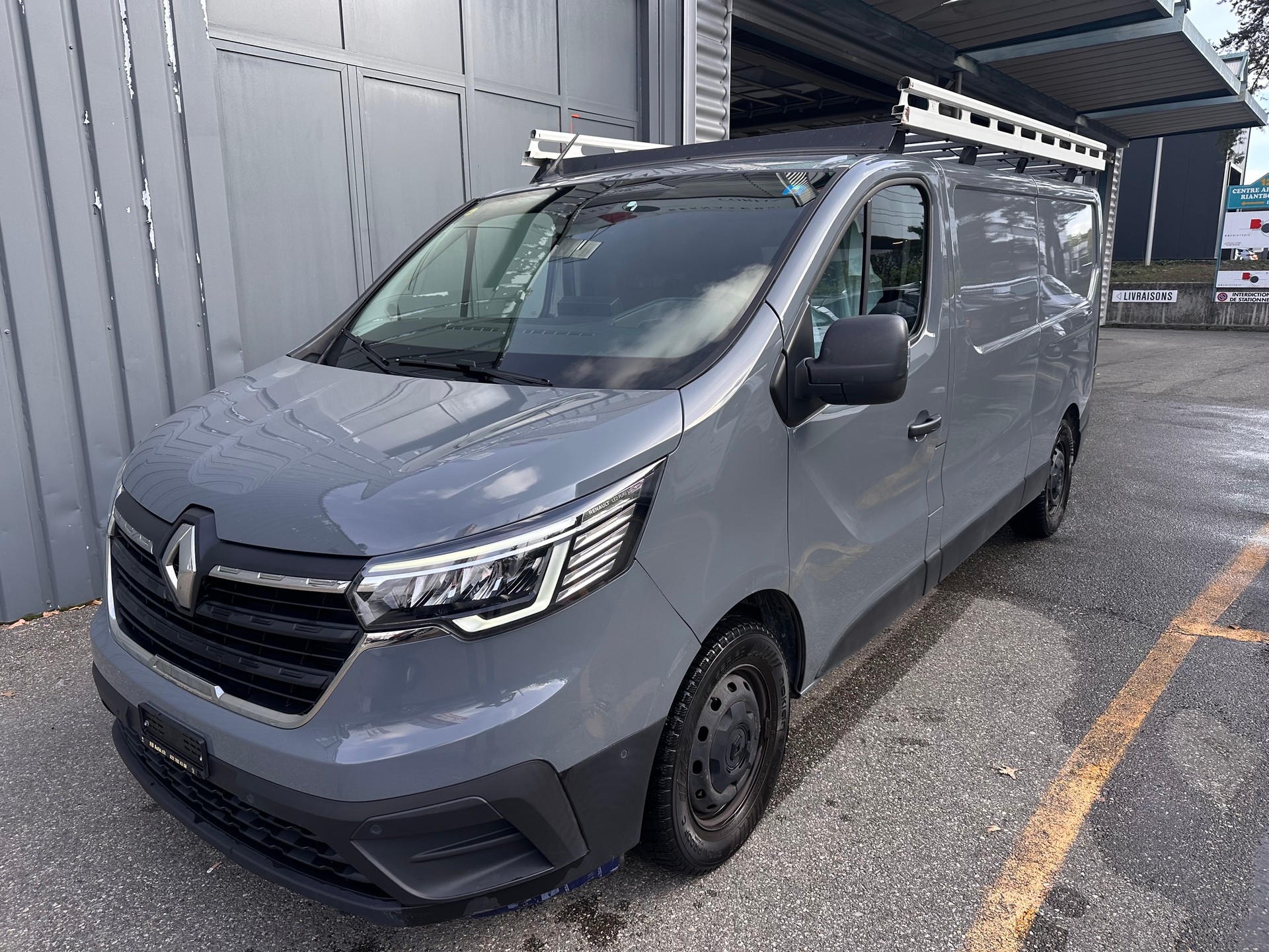 RENAULT Trafic 2.0 Blue dCi 150 Advance L2H1 EN-image-1
