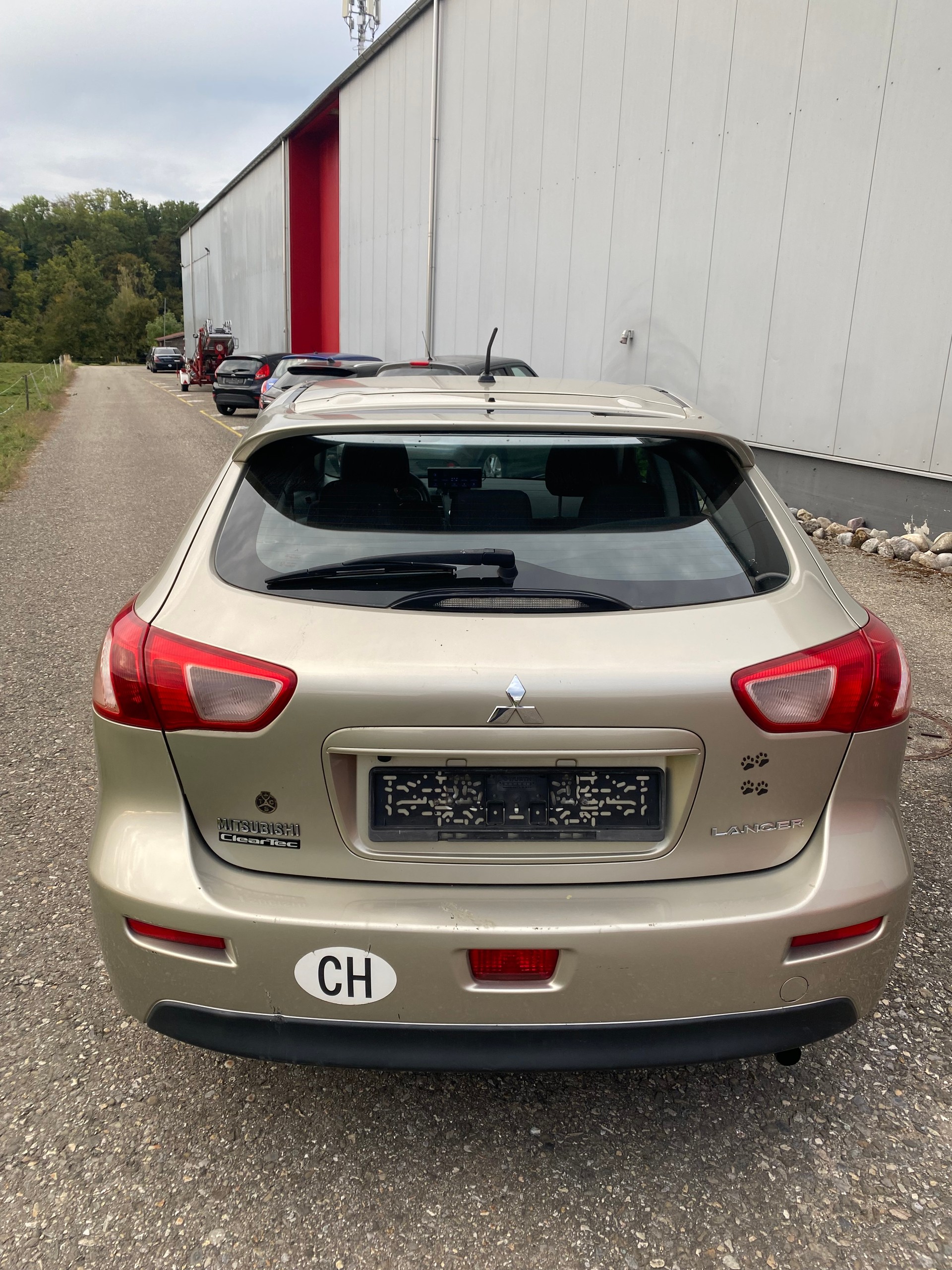 MITSUBISHI Lancer Sportback 1.6 Jubilé35-image-2