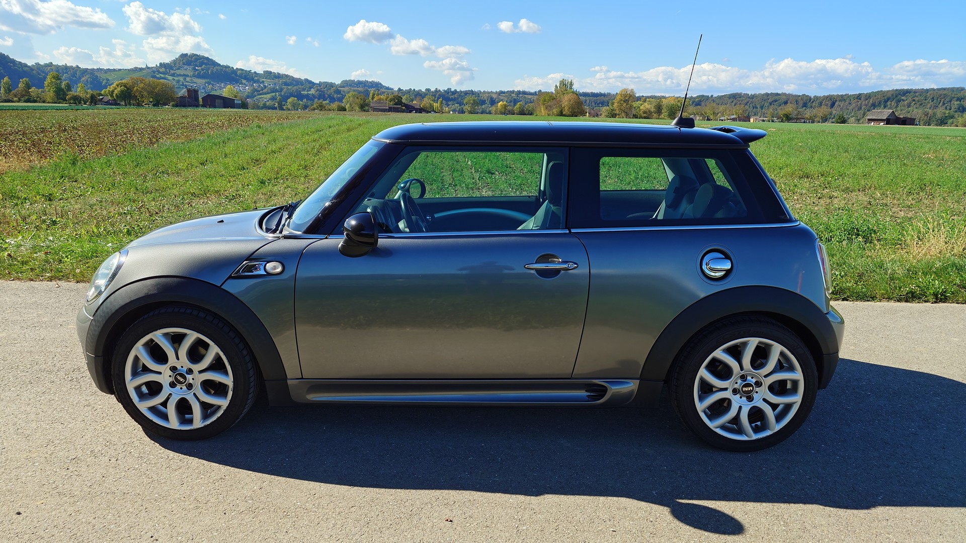 MINI Cooper S-image-1
