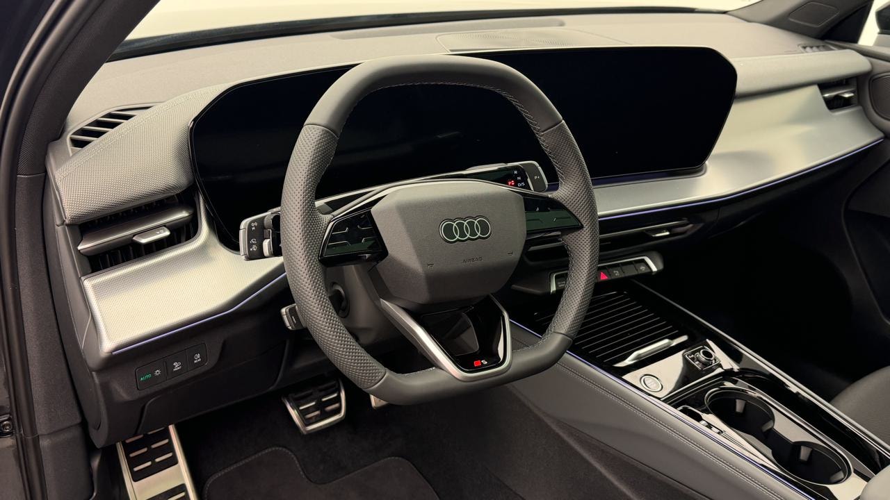 AUDI A3 Sportback 35 TFSI S line S-tronic-image-6