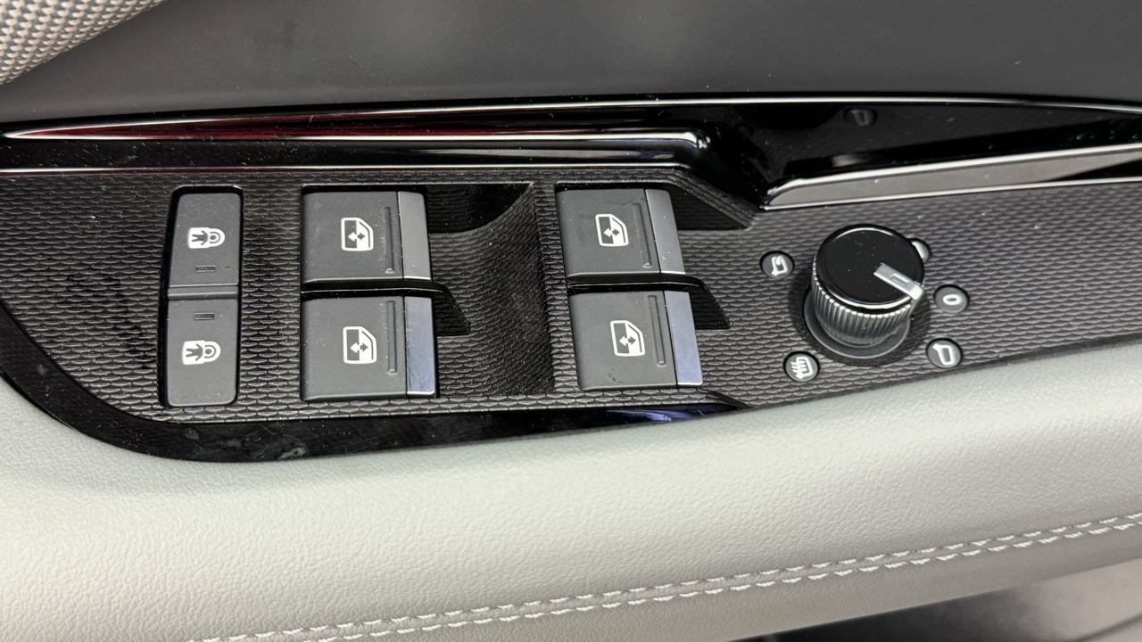 AUDI A3 Sportback 35 TFSI S line S-tronic-image-8
