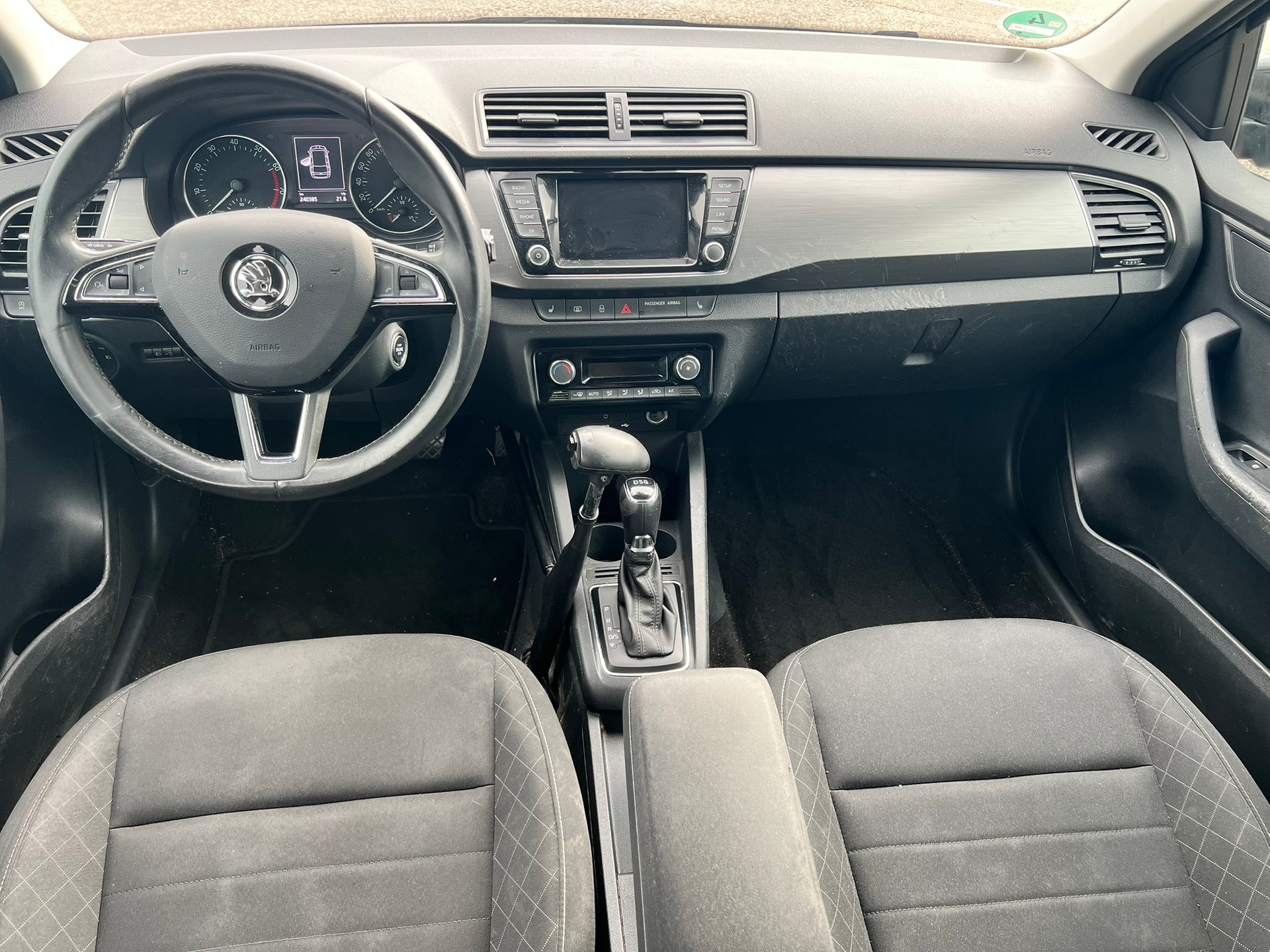 SKODA Fabia 1.2 TSI Ambition DSG-image-8
