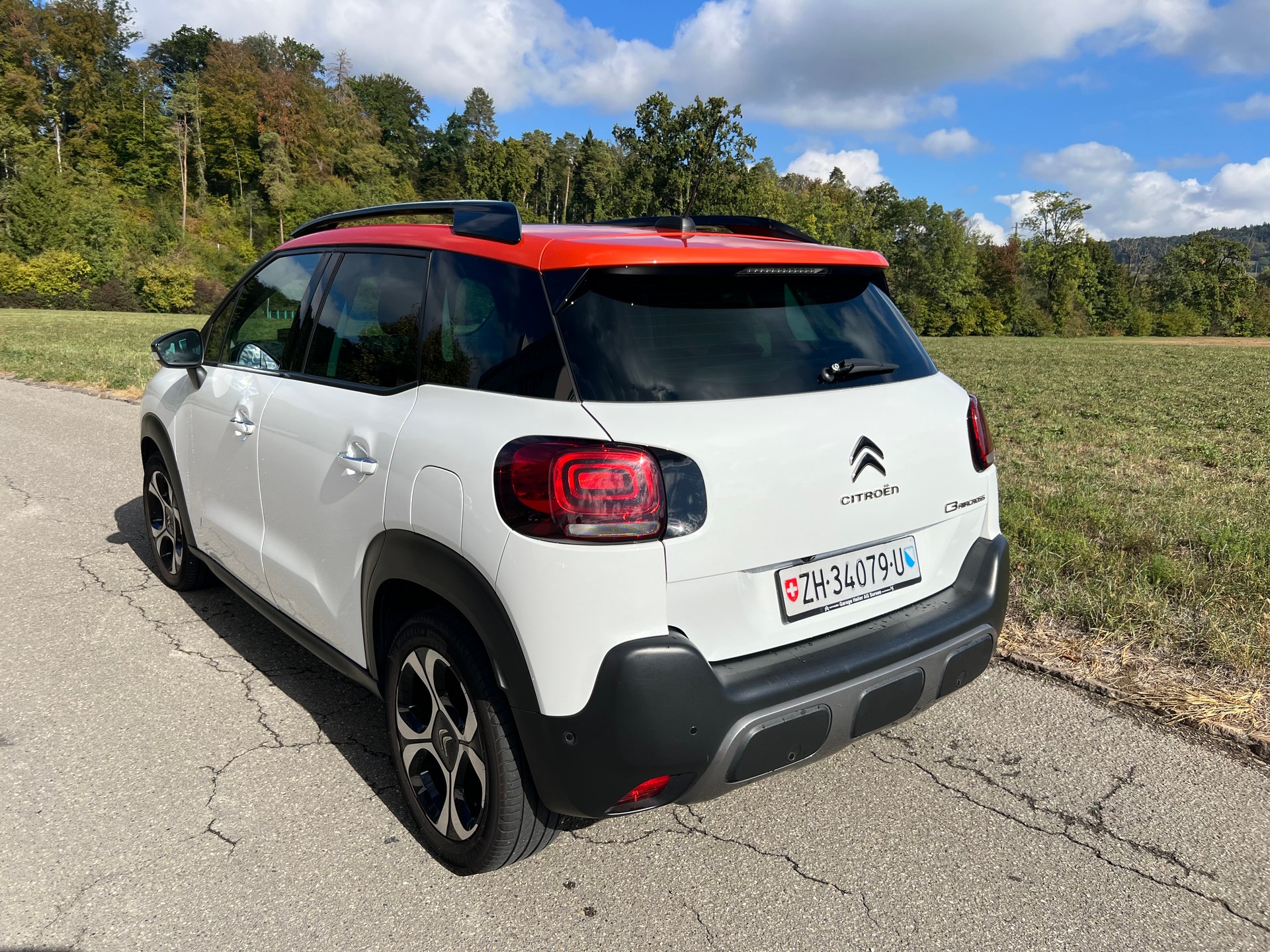 CITROEN C3 Aircross 1.2i PureTech Shine-image-4