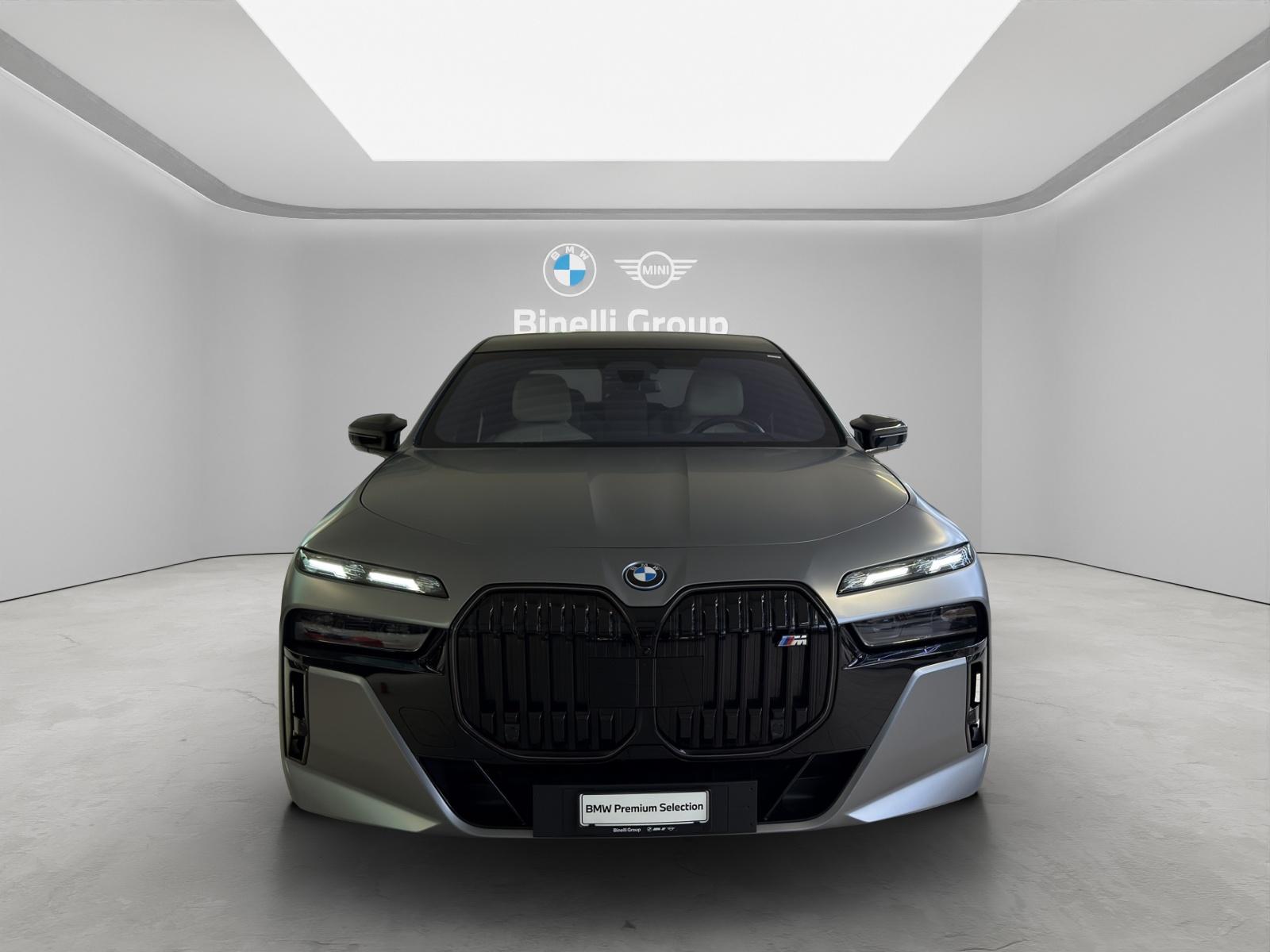 BMW 7er M760e xDrive M-Performance Paket-image-8