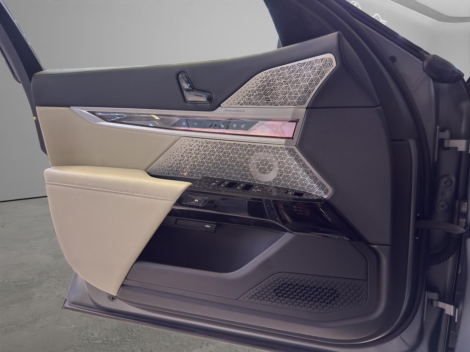BMW 7er M760e xDrive M-Performance Paket-image-9