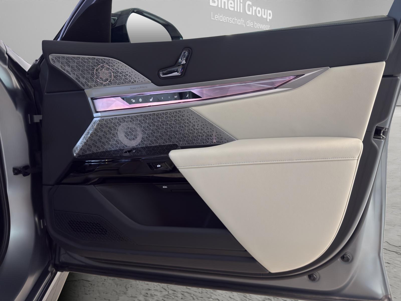 BMW 7er M760e xDrive M-Performance Paket-image-17