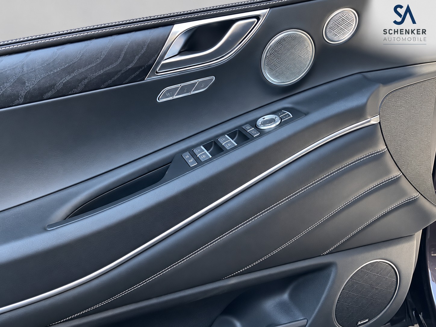 GENESIS GV80 3.0 CRDI Luxus AT8 AWD-image-11