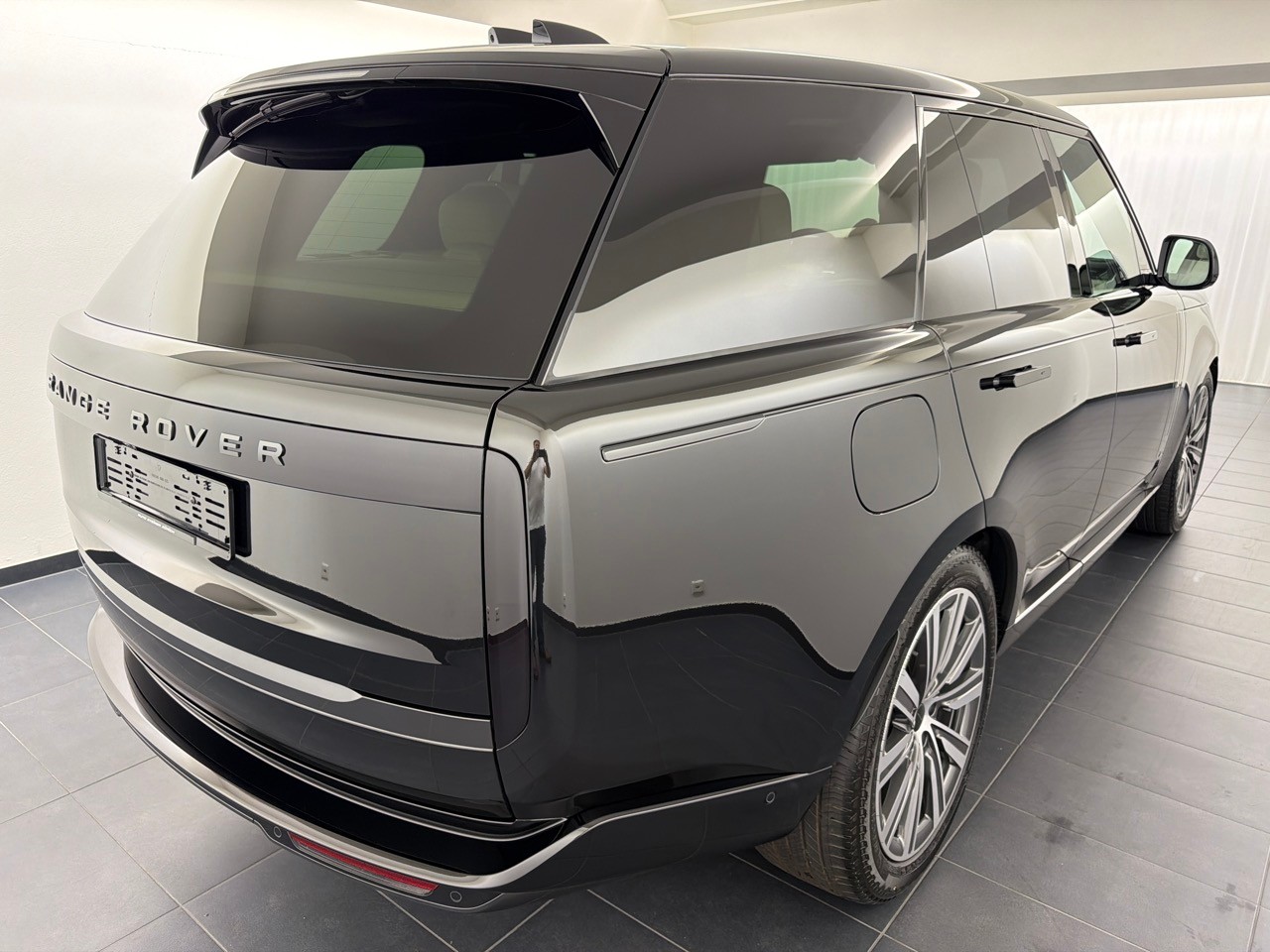 LAND ROVER RR P460e PHEV Autobiogr.-showroom-element-2